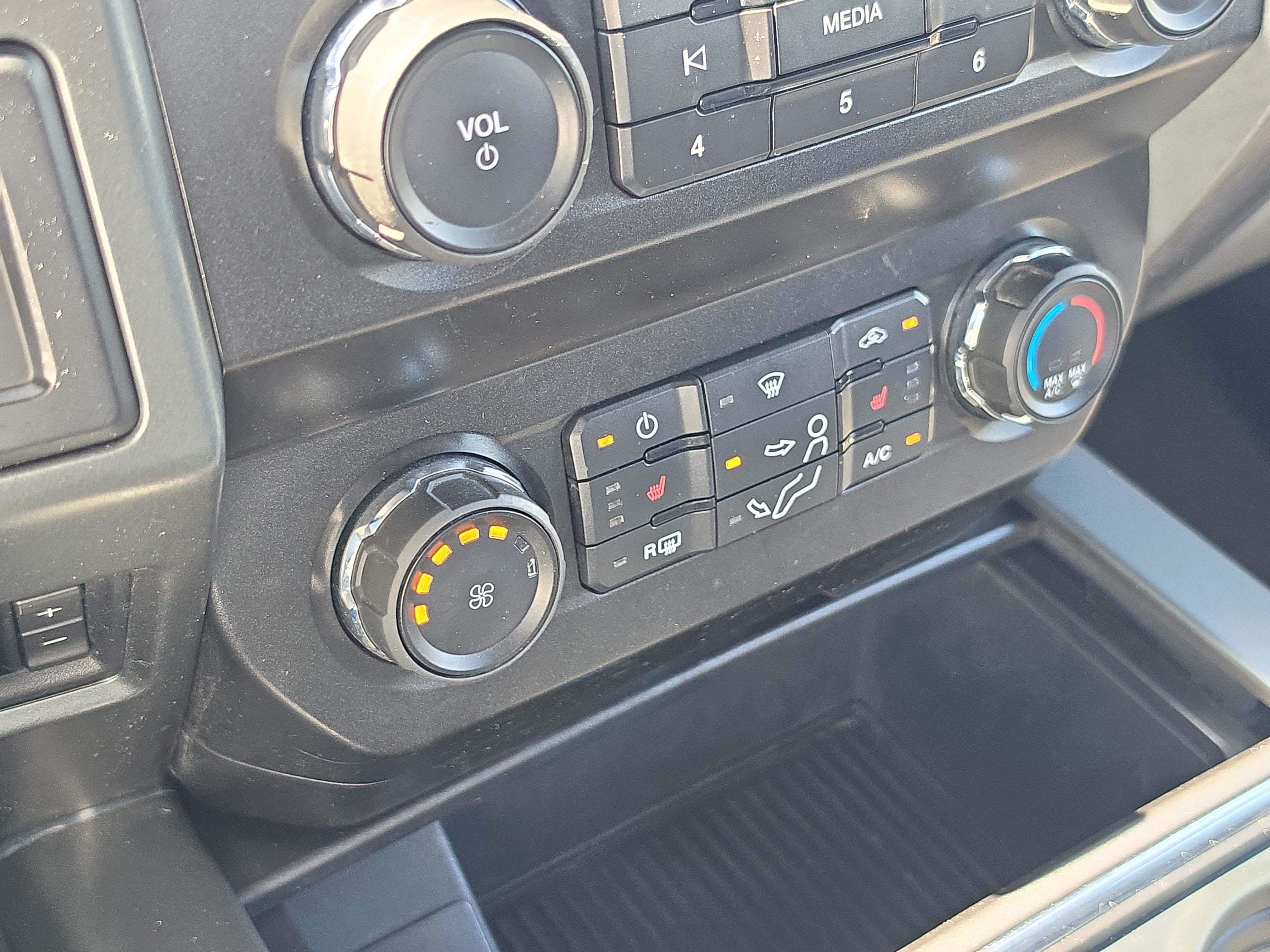 2021 Ford Super Duty F-350 SRW XLT 4WD Diesel