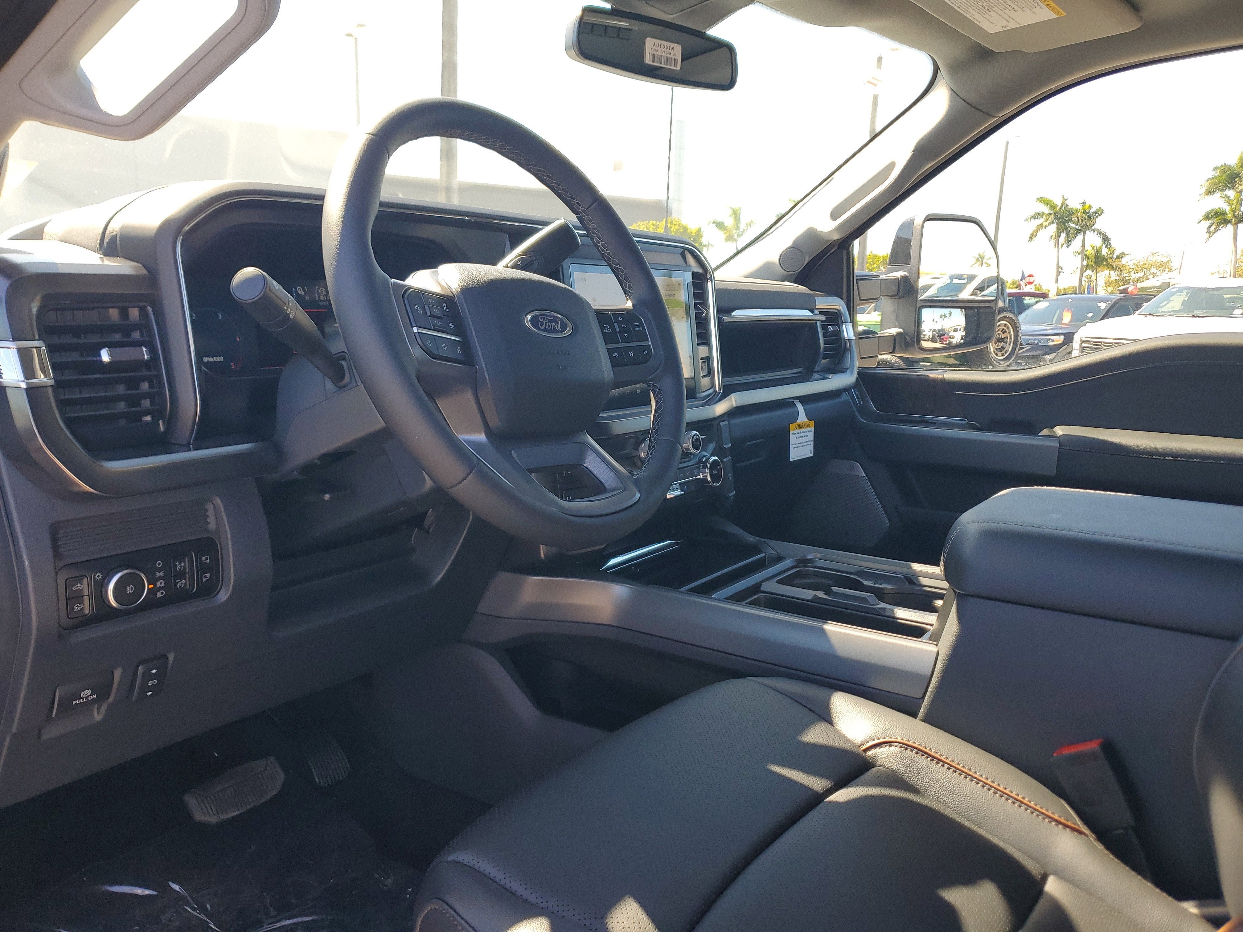 2026 Ford Super Duty F-350 SRW LARIAT