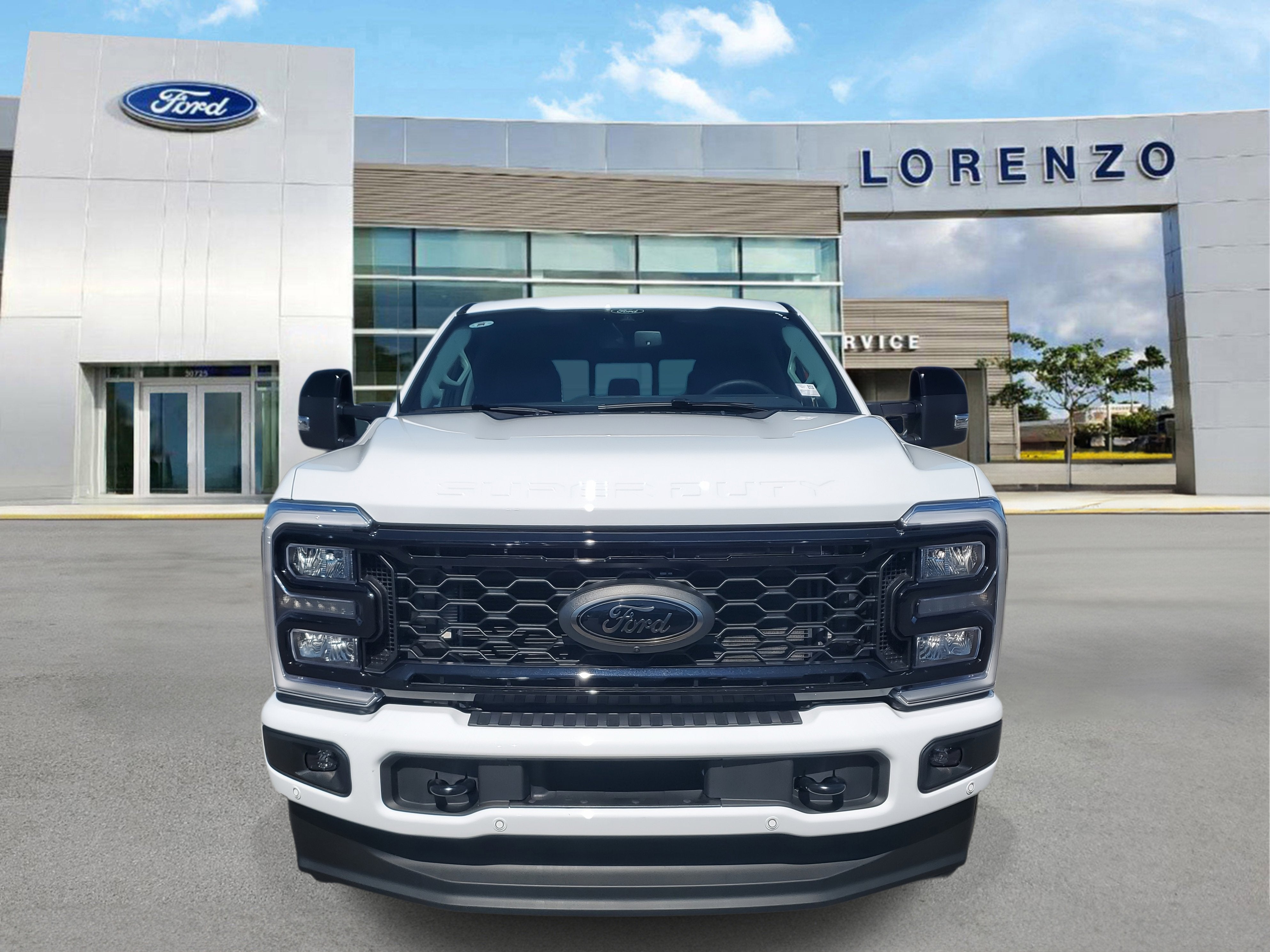 2026 Ford Super Duty F-350 SRW LARIAT