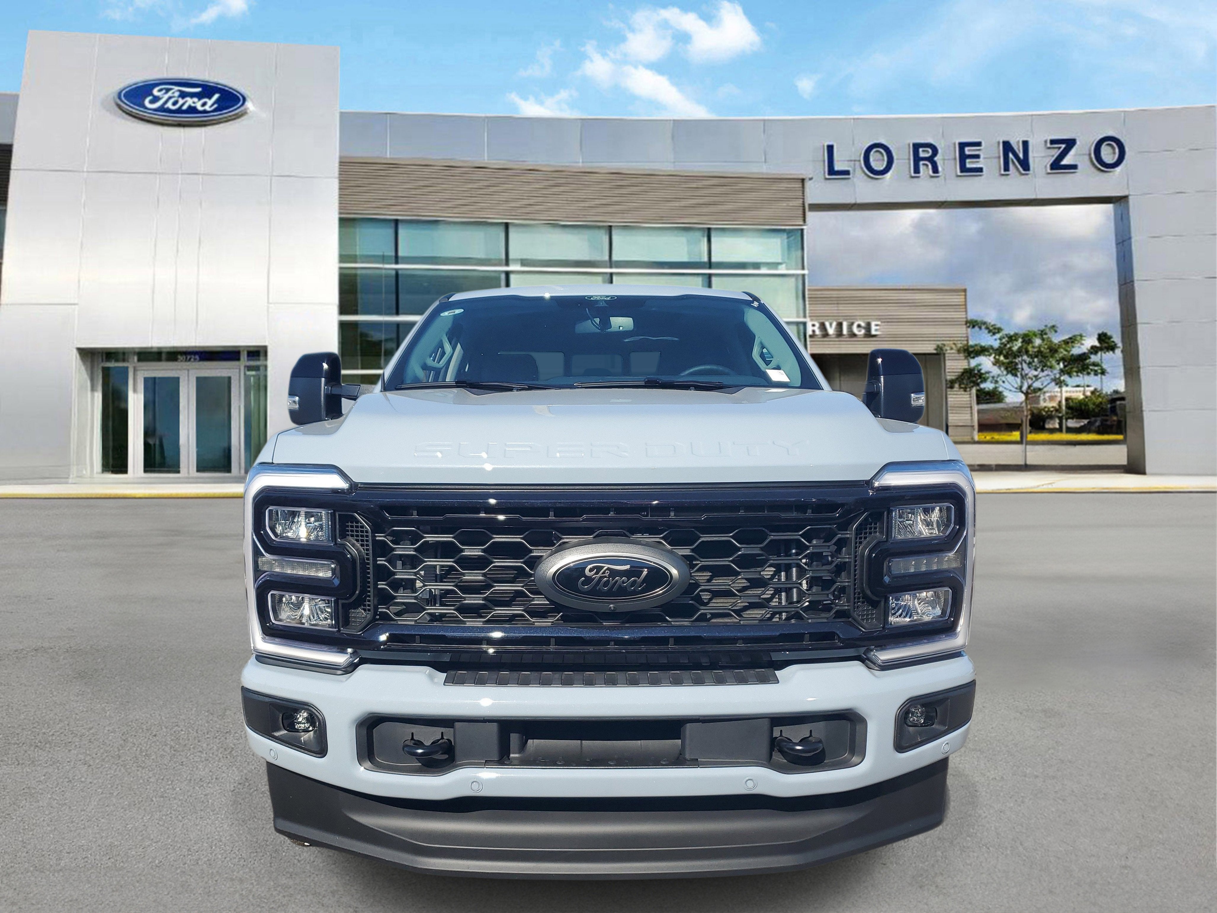 2026 Ford Super Duty F-350 SRW LARIAT