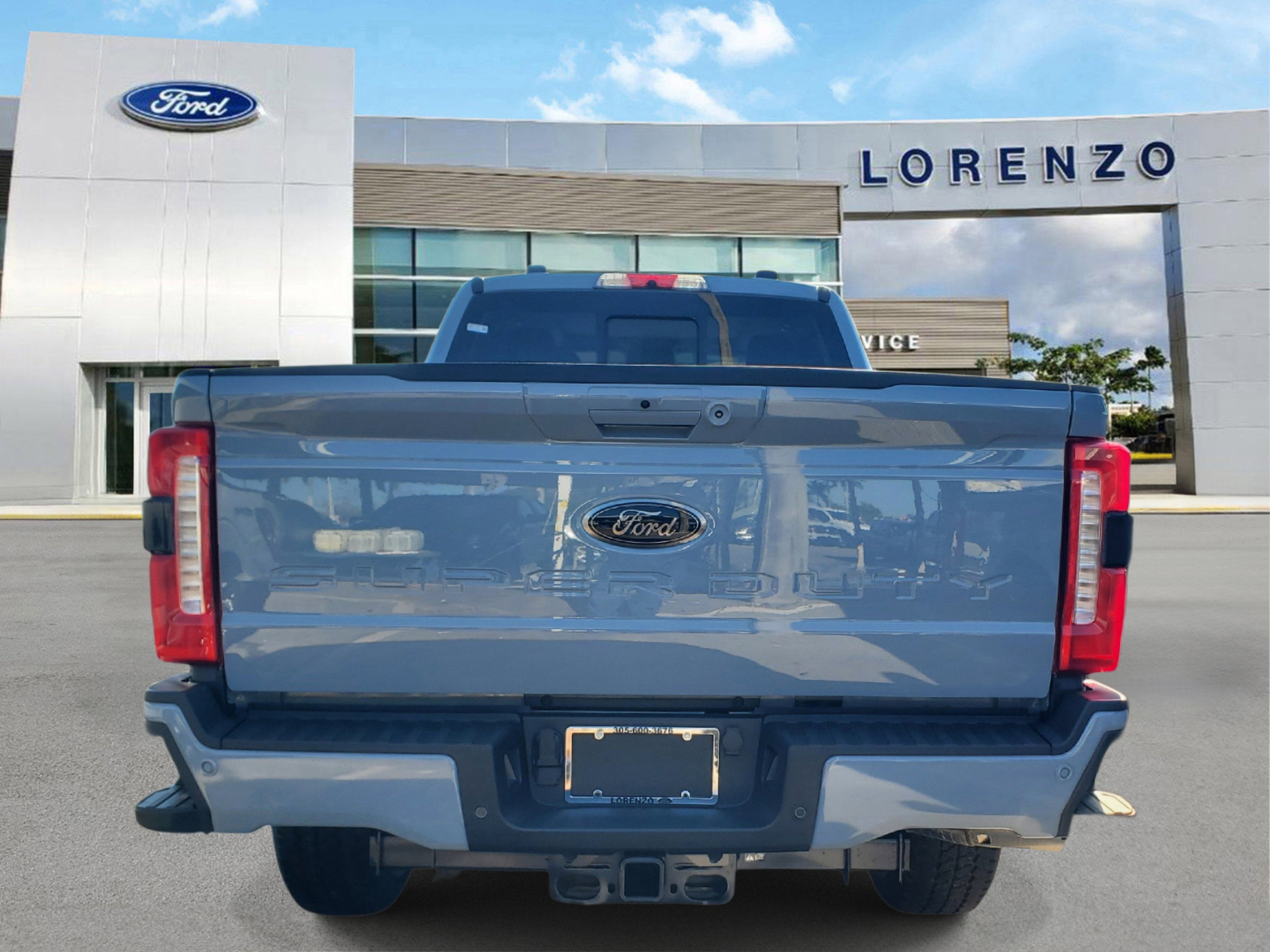 2026 Ford Super Duty F-350 SRW LARIAT