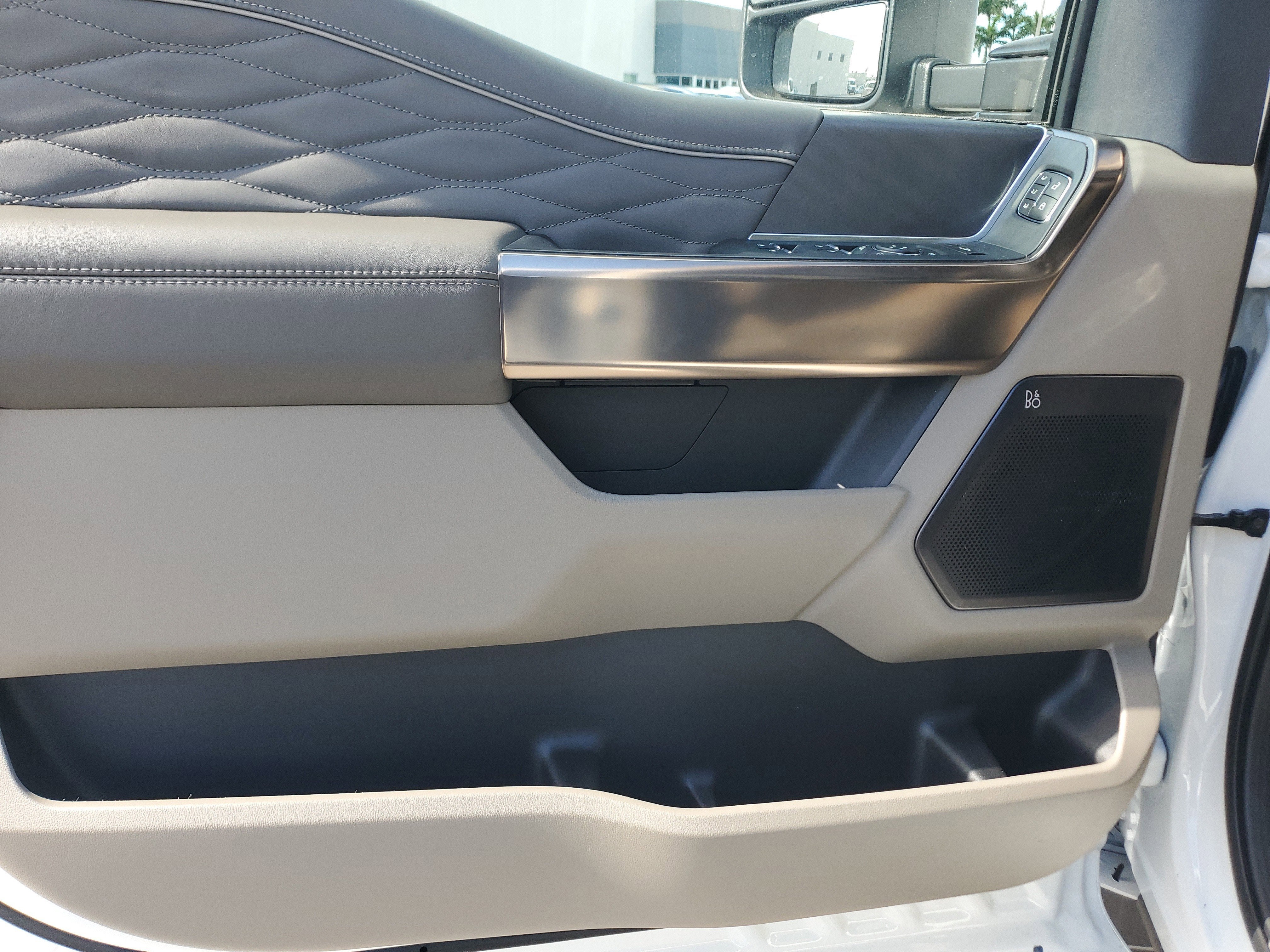 2026 Ford Super Duty F-350 DRW Platinum