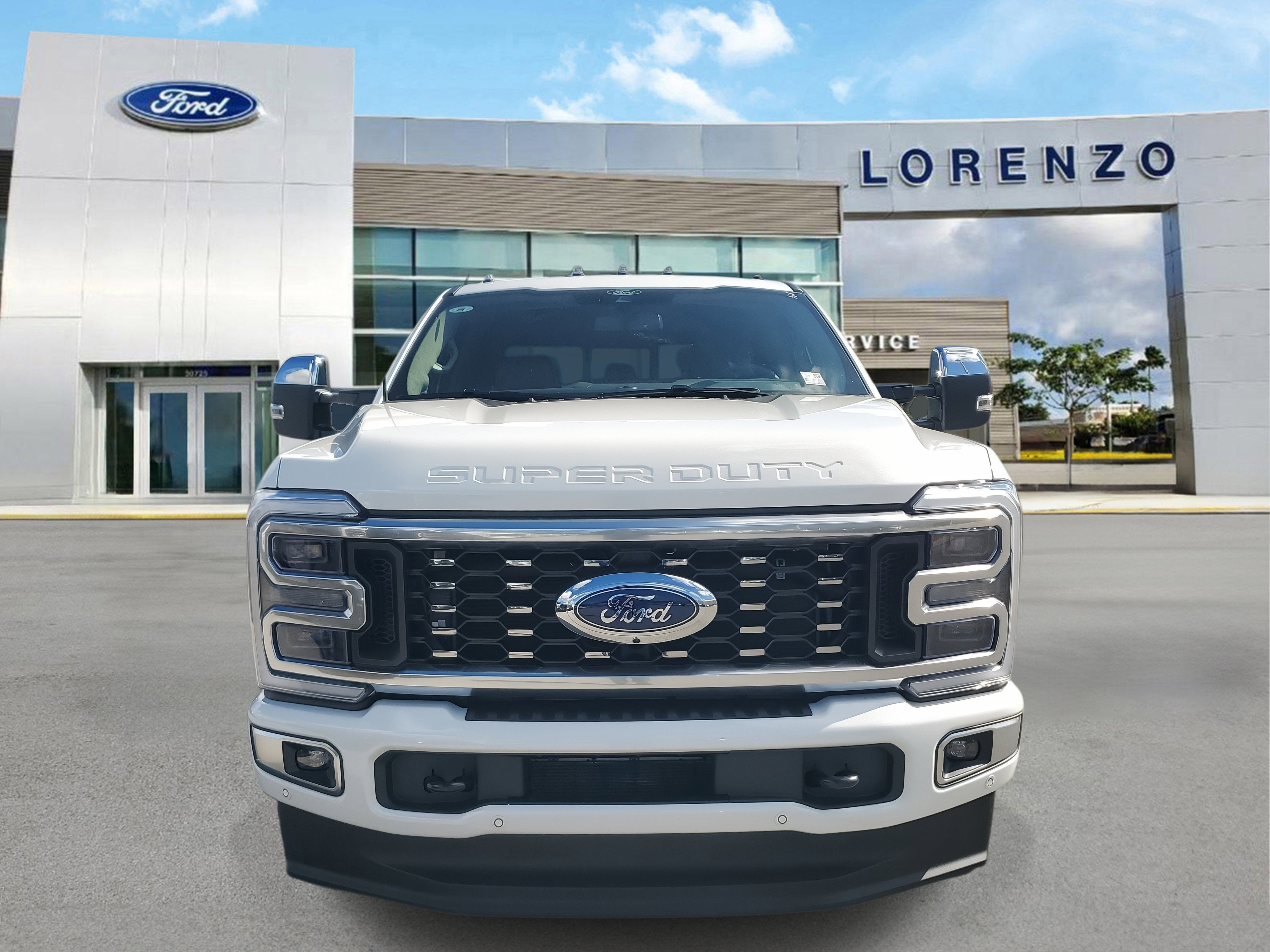 2026 Ford Super Duty F-350 DRW Platinum