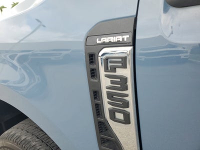 2023 Ford Super Duty F-350 DRW LARIAT 4WD Diesel
