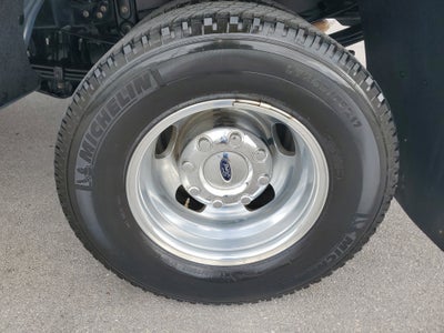 2023 Ford Super Duty F-350 DRW LARIAT 4WD Diesel