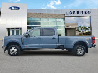 2023 Ford Super Duty F-350 DRW LARIAT 4WD Diesel