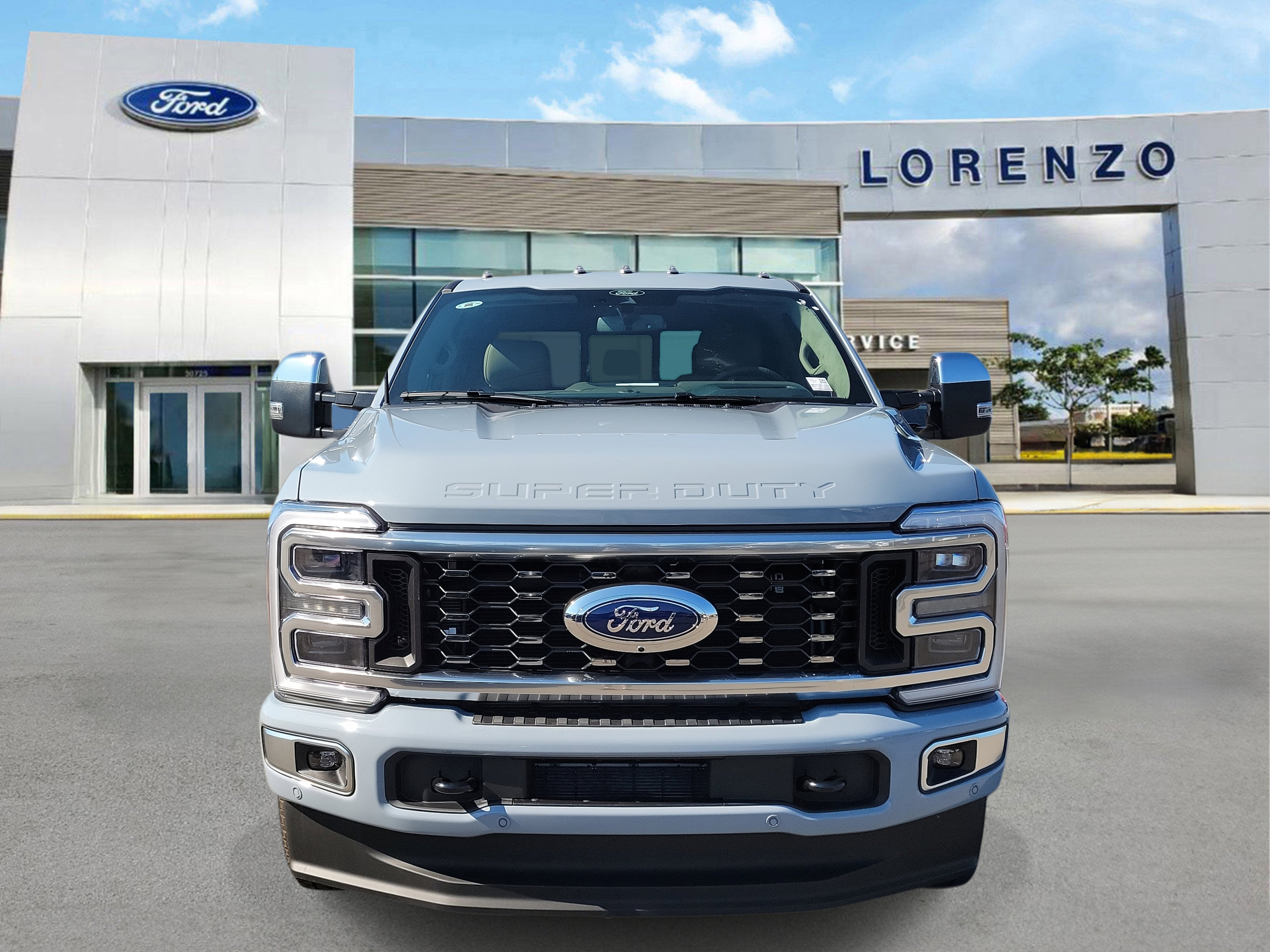 2026 Ford Super Duty F-350 DRW Platinum