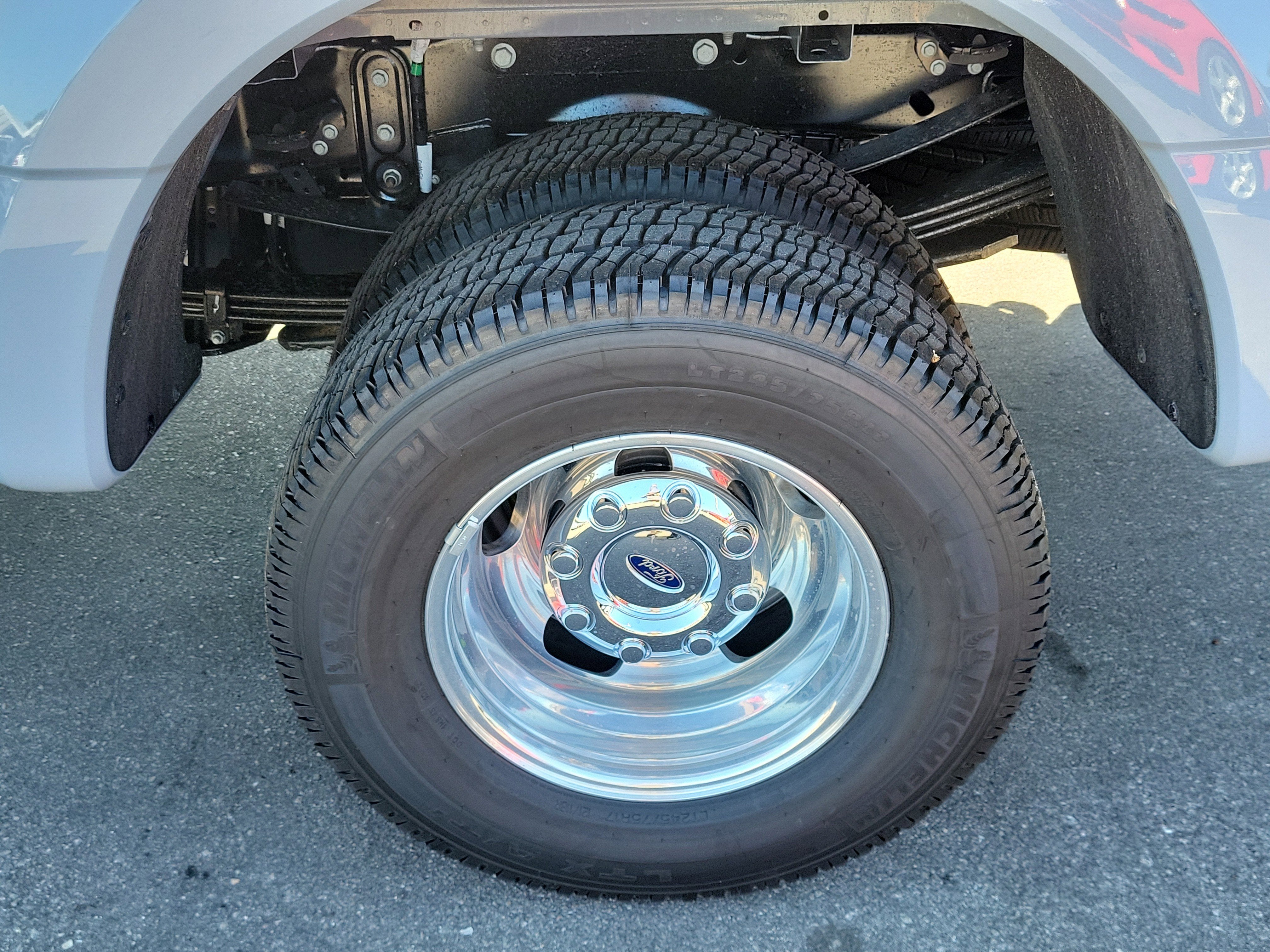 2026 Ford Super Duty F-350 DRW Platinum