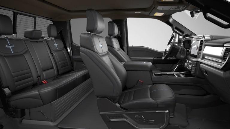 2026 Ford Super Duty F-350 DRW Platinum