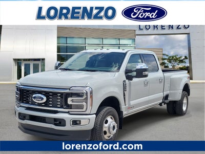 2026 Ford Super Duty F-350 DRW Platinum