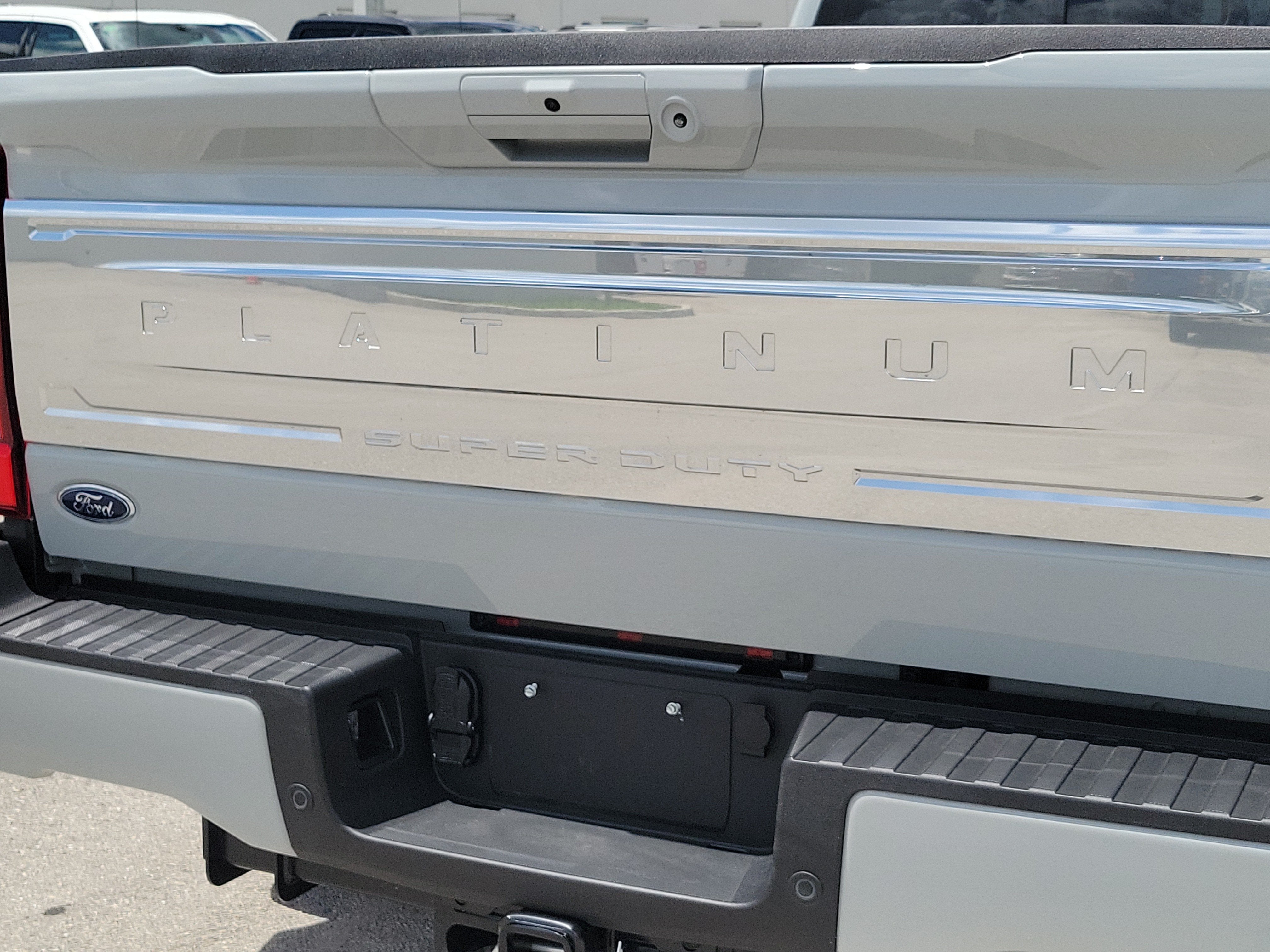 2026 Ford Super Duty F-350 DRW Platinum
