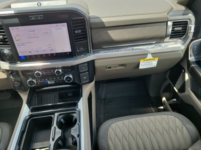 2026 Ford Super Duty F-350 DRW Platinum