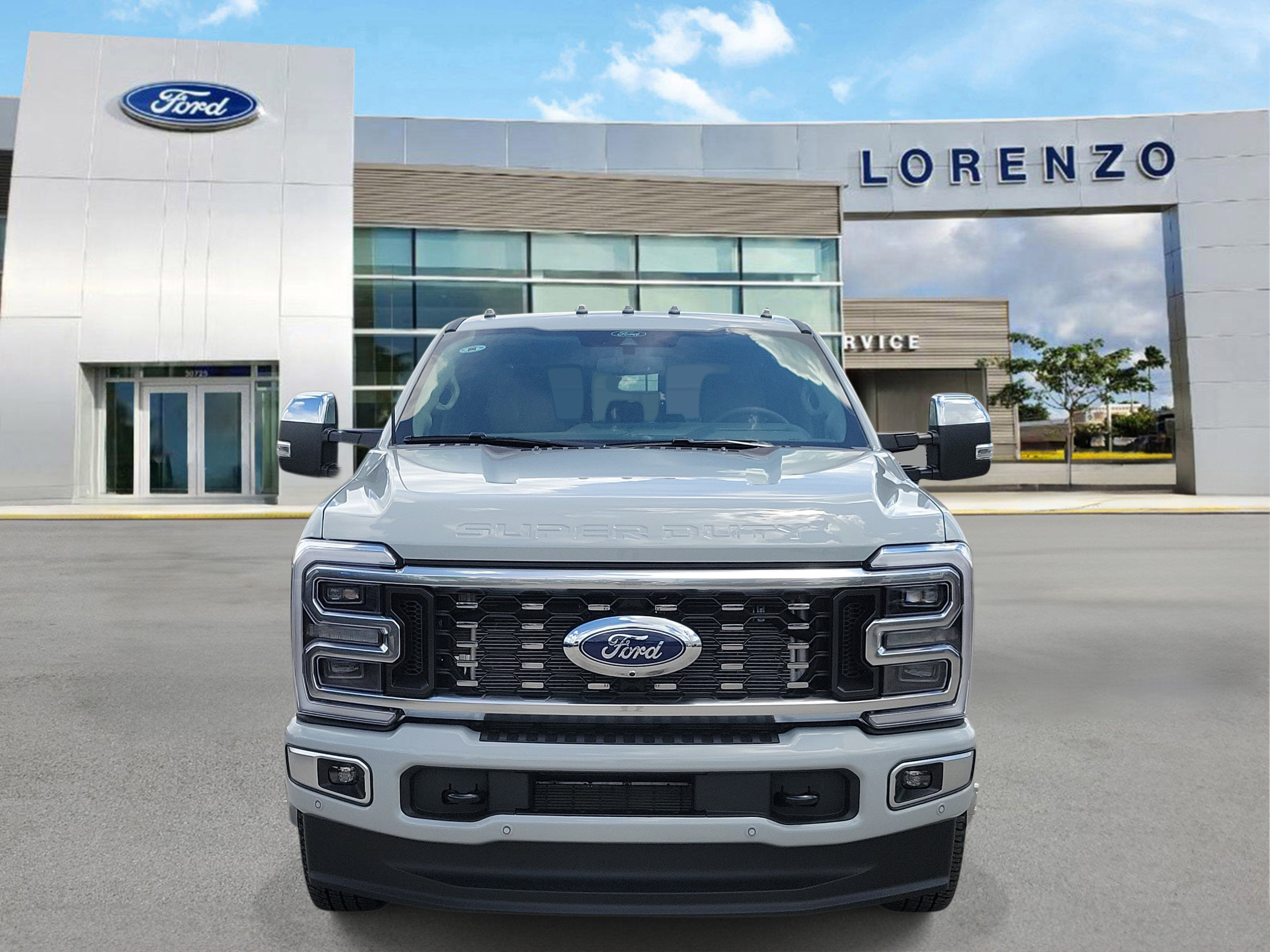 2026 Ford Super Duty F-350 DRW Platinum