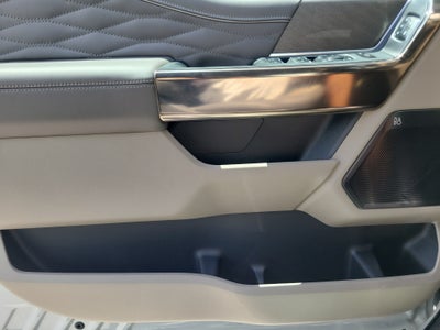 2026 Ford Super Duty F-350 DRW Platinum