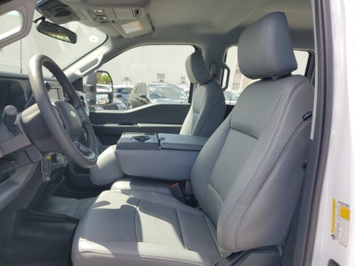 2026 Ford Super Duty F-350 DRW XL