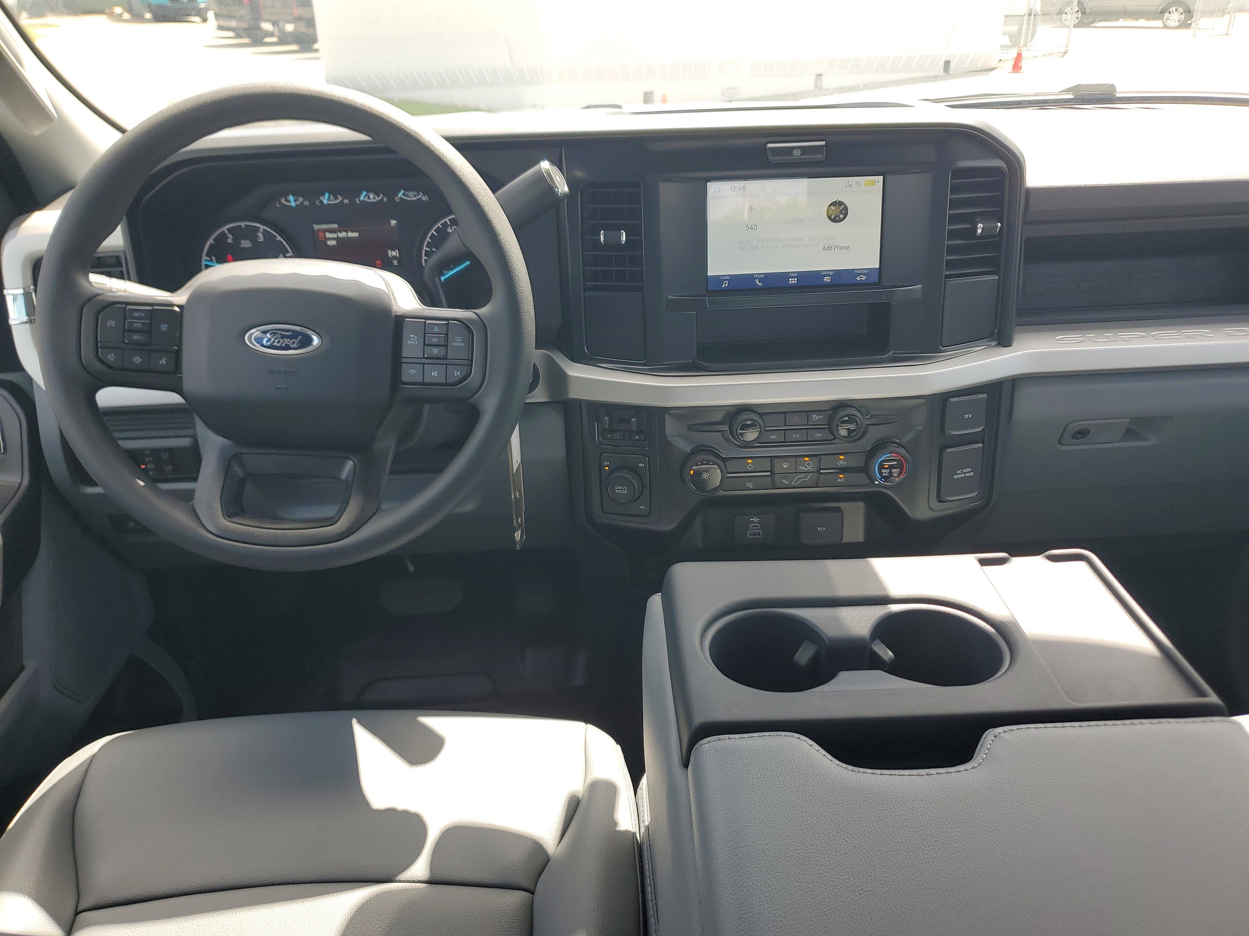 2026 Ford Super Duty F-350 DRW XL