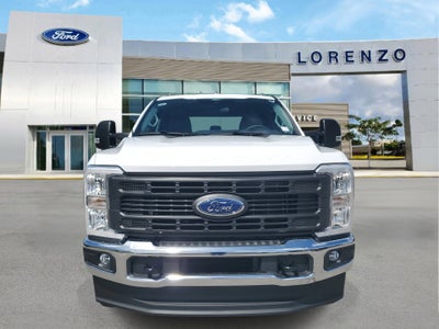 2026 Ford Super Duty F-350 DRW XL