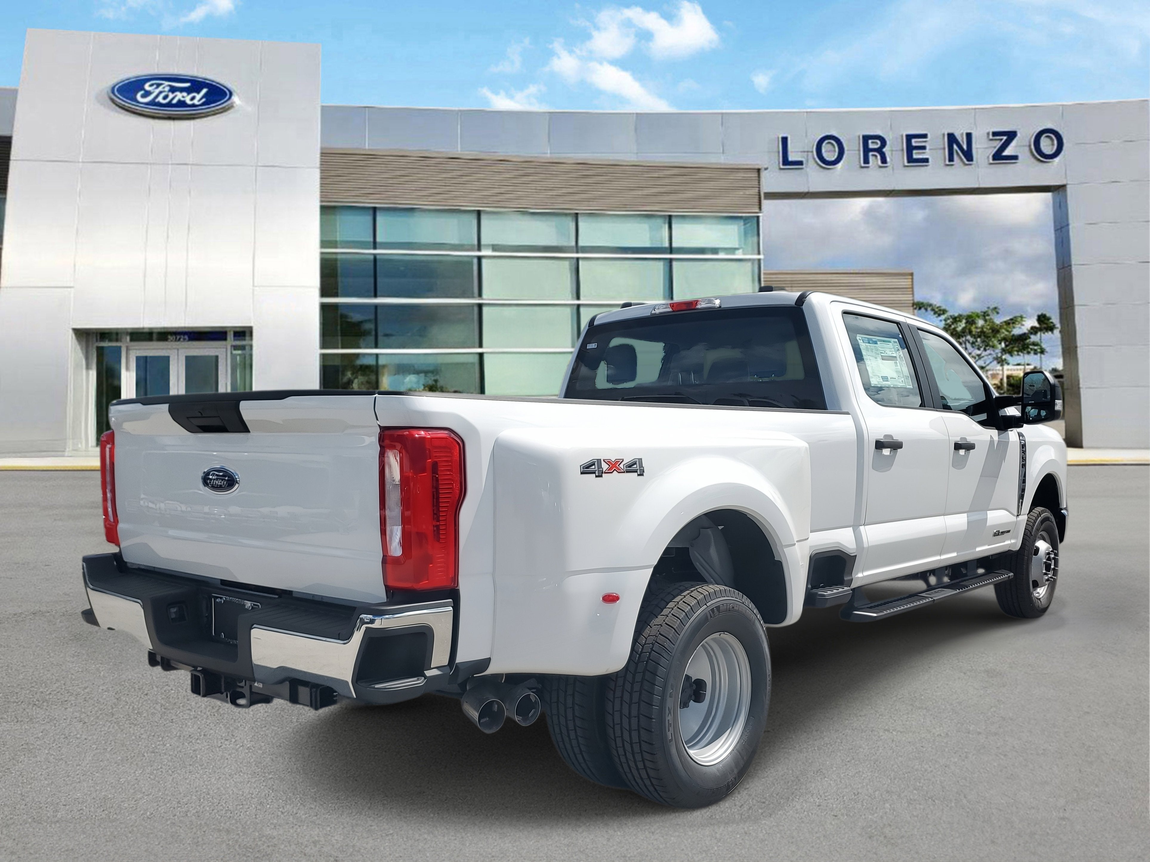 2026 Ford Super Duty F-350 DRW XL