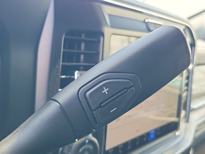 2026 Ford Super Duty F-350 DRW LARIAT