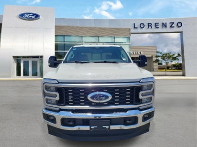2026 Ford Super Duty F-350 DRW LARIAT
