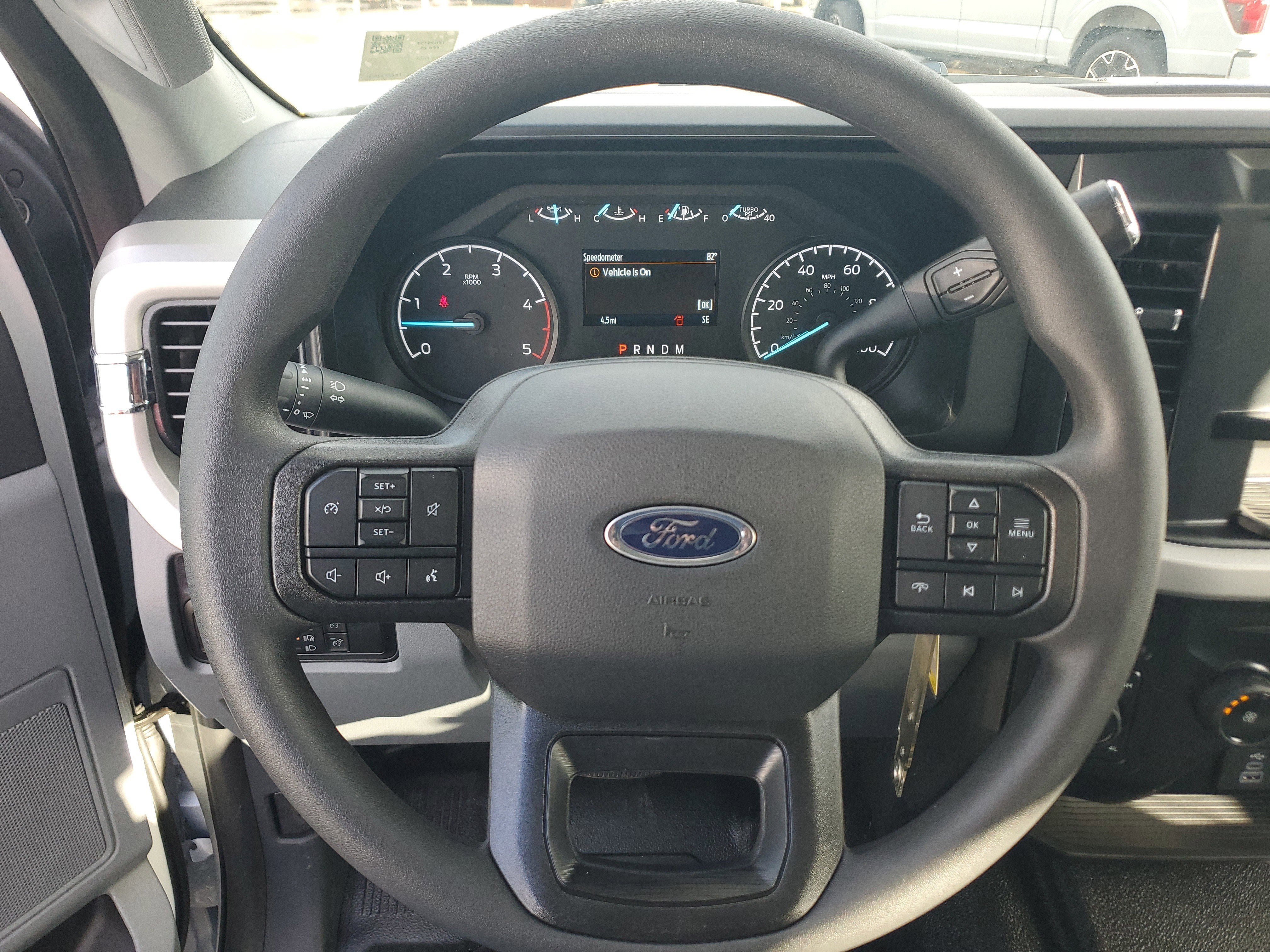 2026 Ford Super Duty F-350 DRW XL