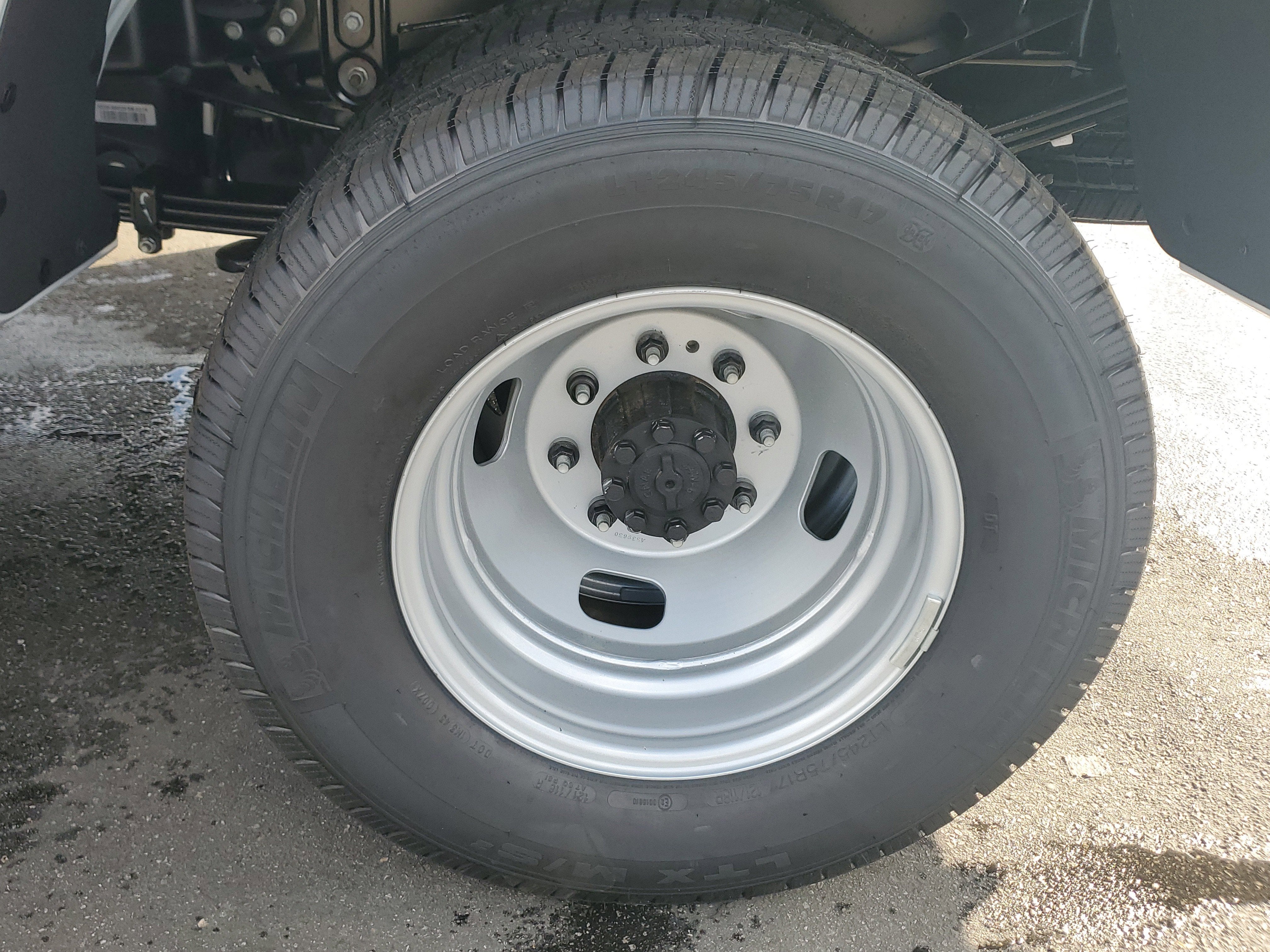 2026 Ford Super Duty F-350 DRW XL