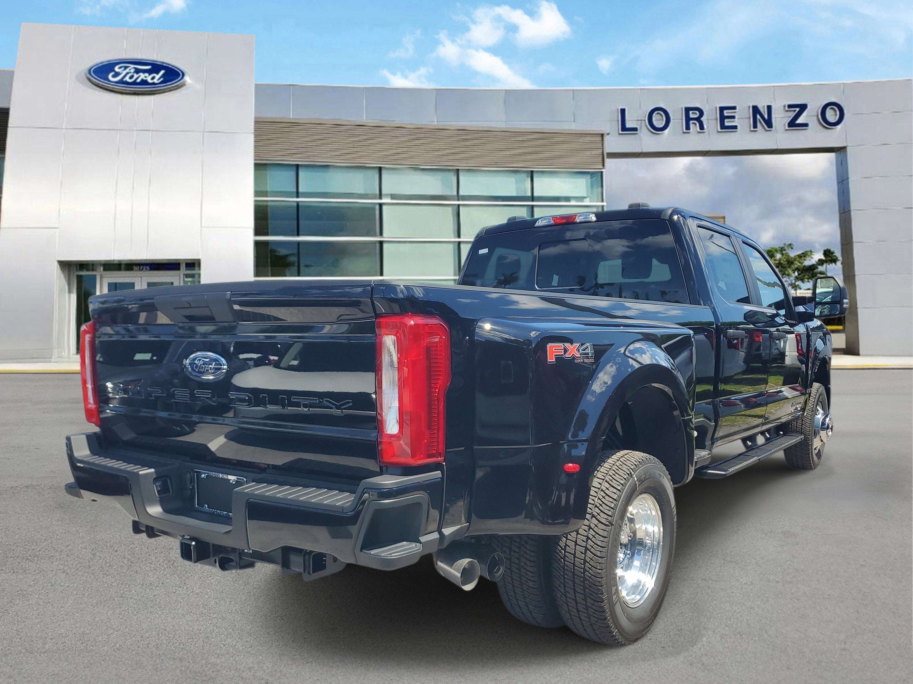 2026 Ford Super Duty F-350 DRW XL