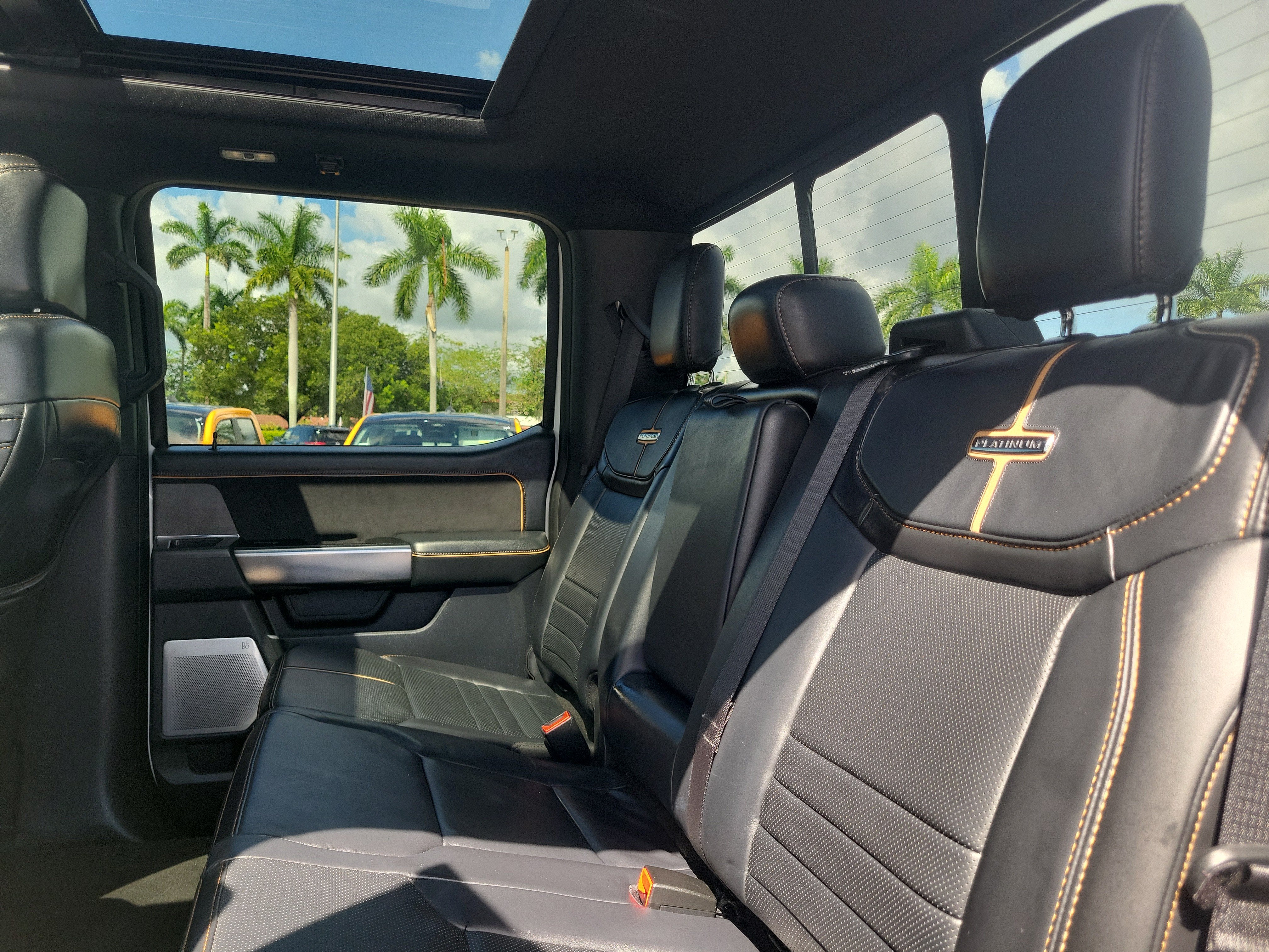 2024 Ford Super Duty F-350 DRW Platinum 4WD