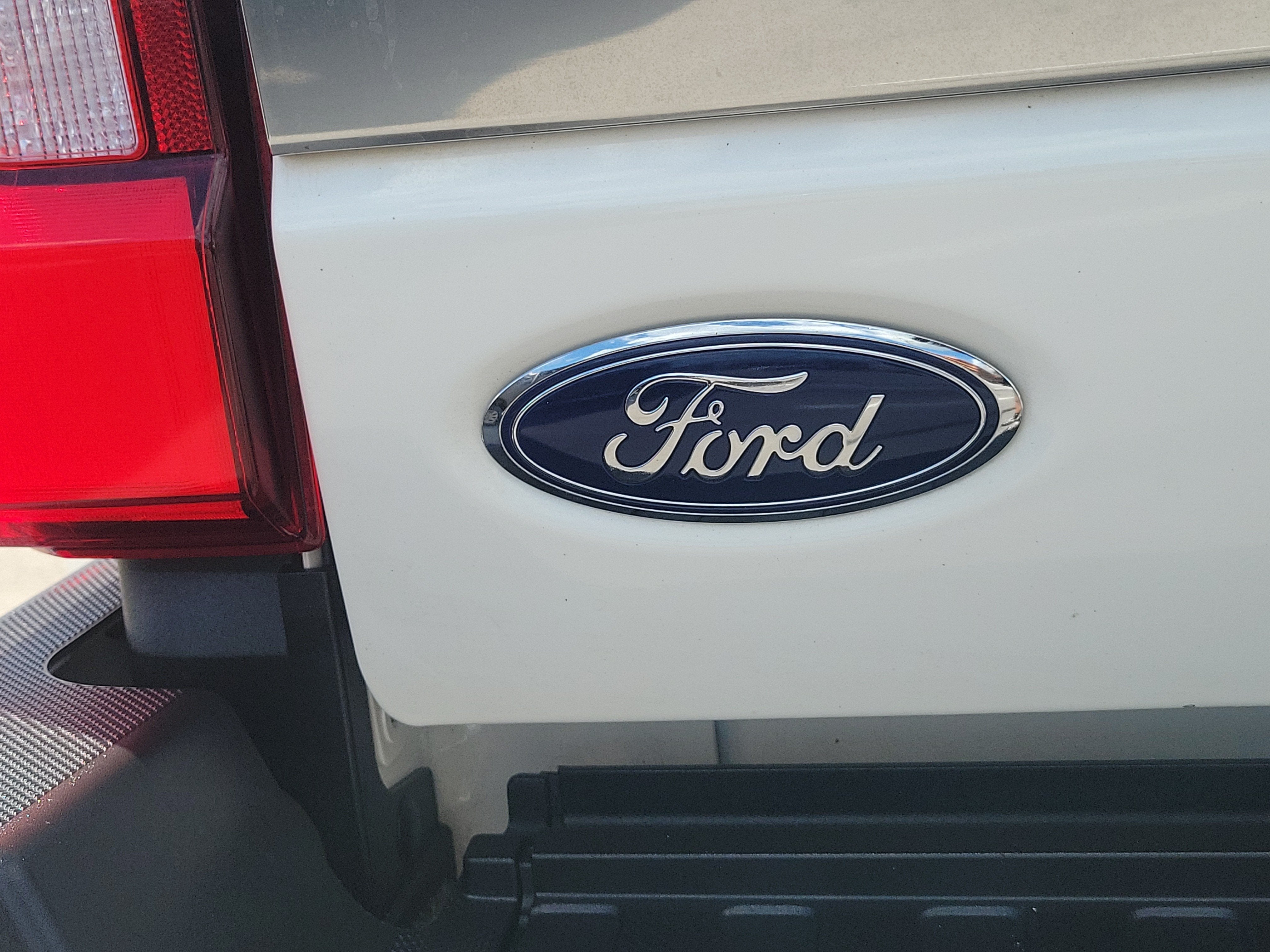 2024 Ford Super Duty F-350 DRW Platinum 4WD
