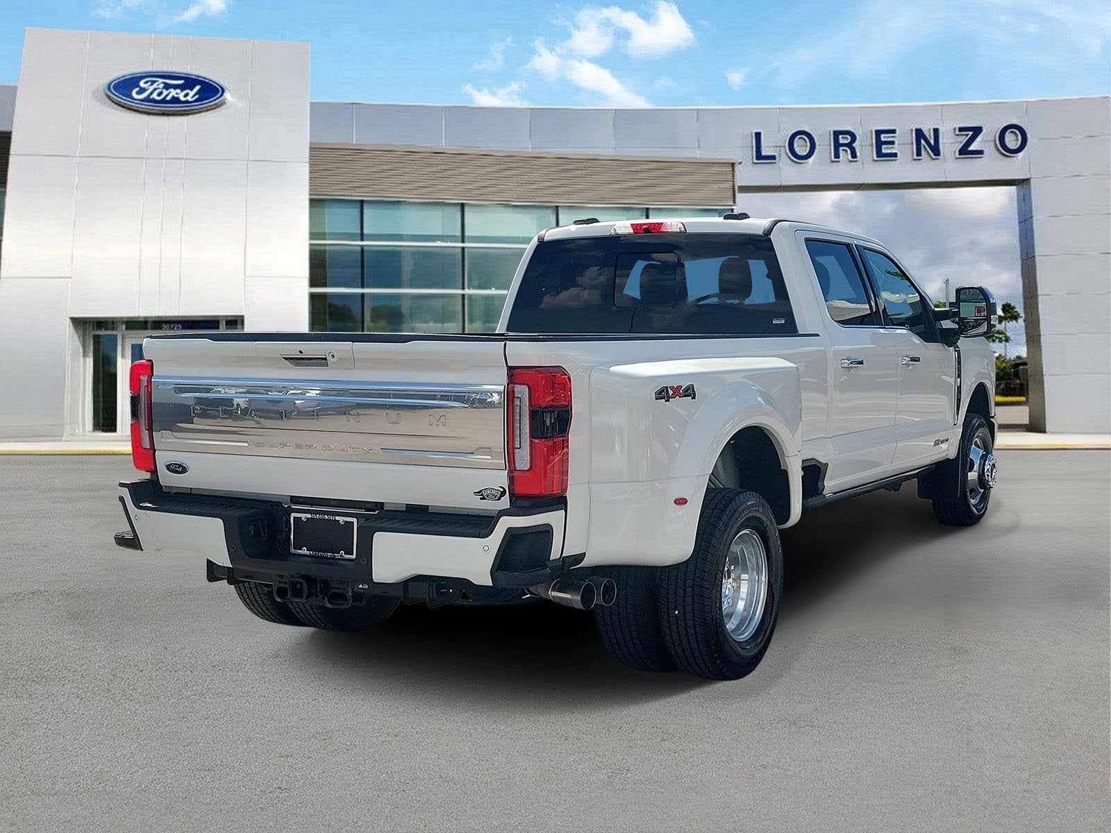 2024 Ford Super Duty F-350 DRW Platinum 4WD
