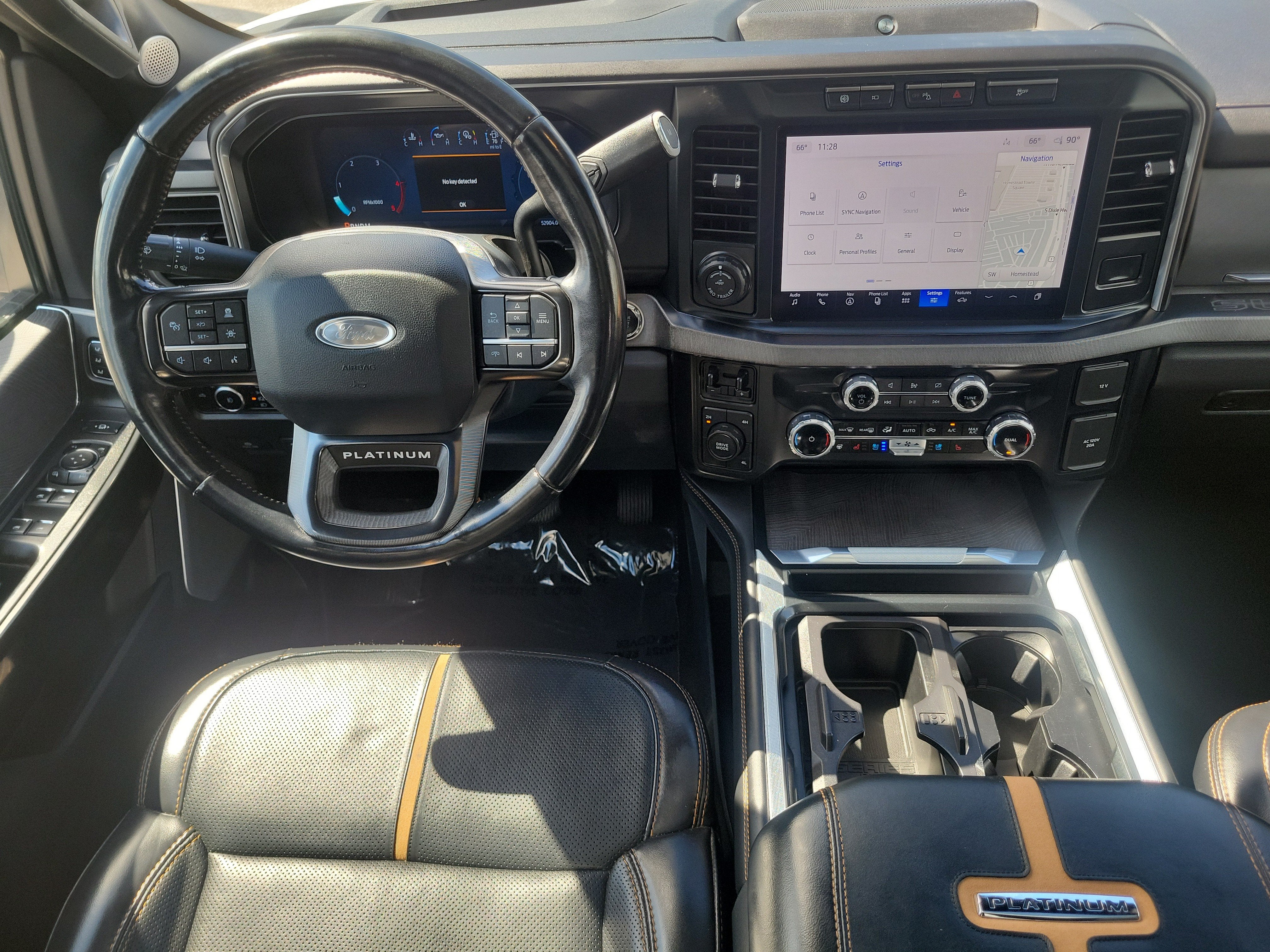 2024 Ford Super Duty F-350 DRW Platinum 4WD