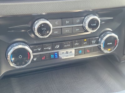 2024 Ford Super Duty F-350 DRW Platinum 4WD
