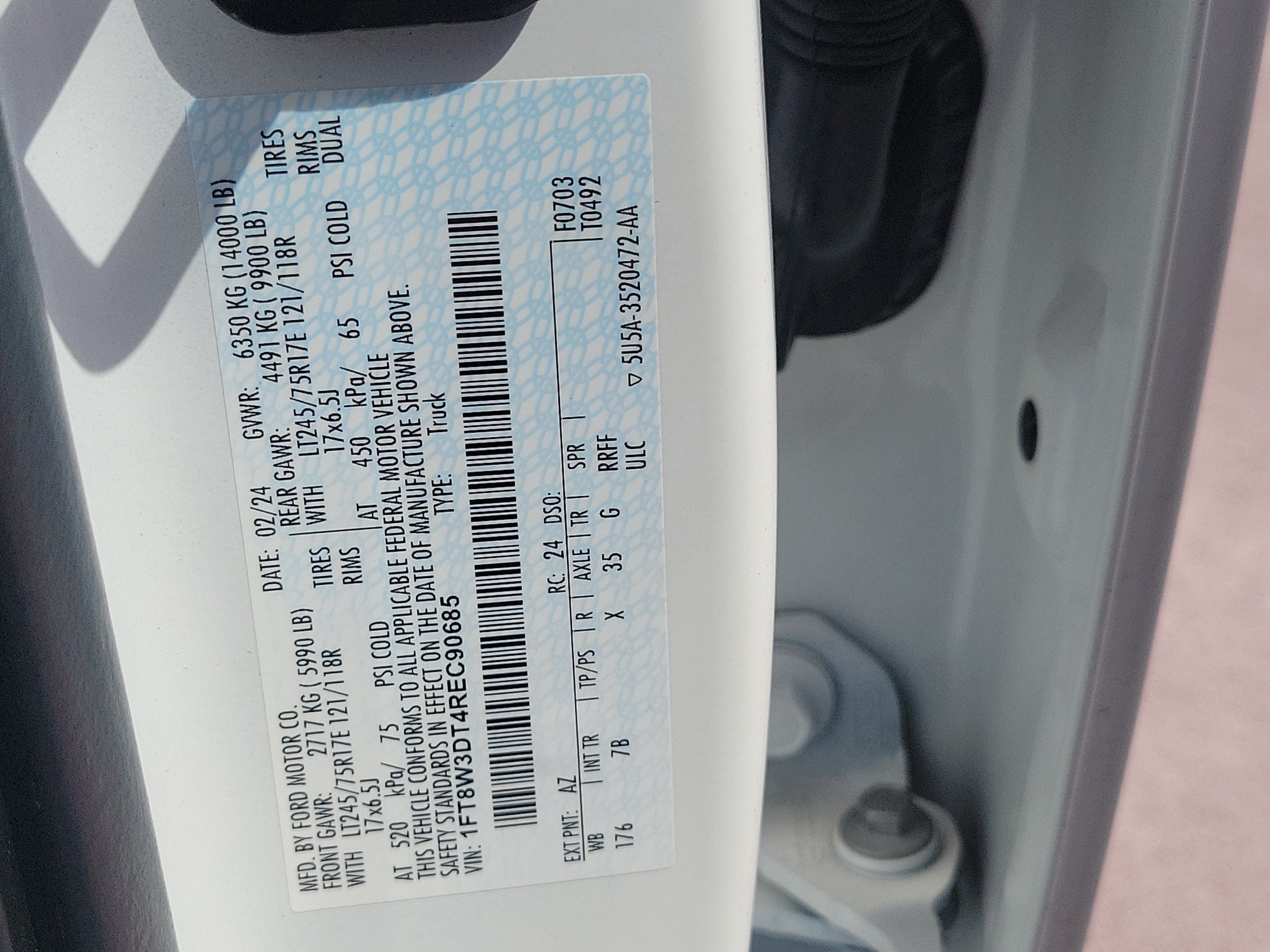 2024 Ford Super Duty F-350 DRW Platinum 4WD