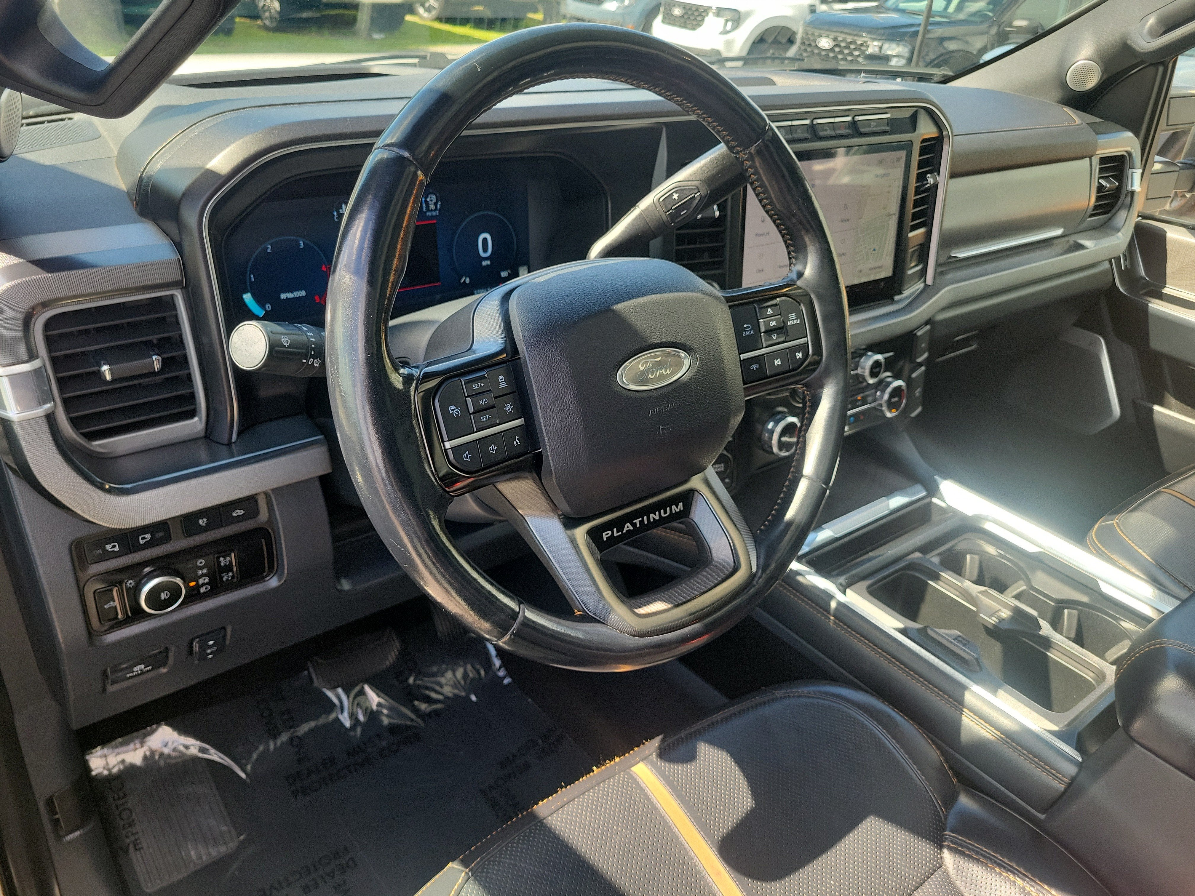 2024 Ford Super Duty F-350 DRW Platinum 4WD