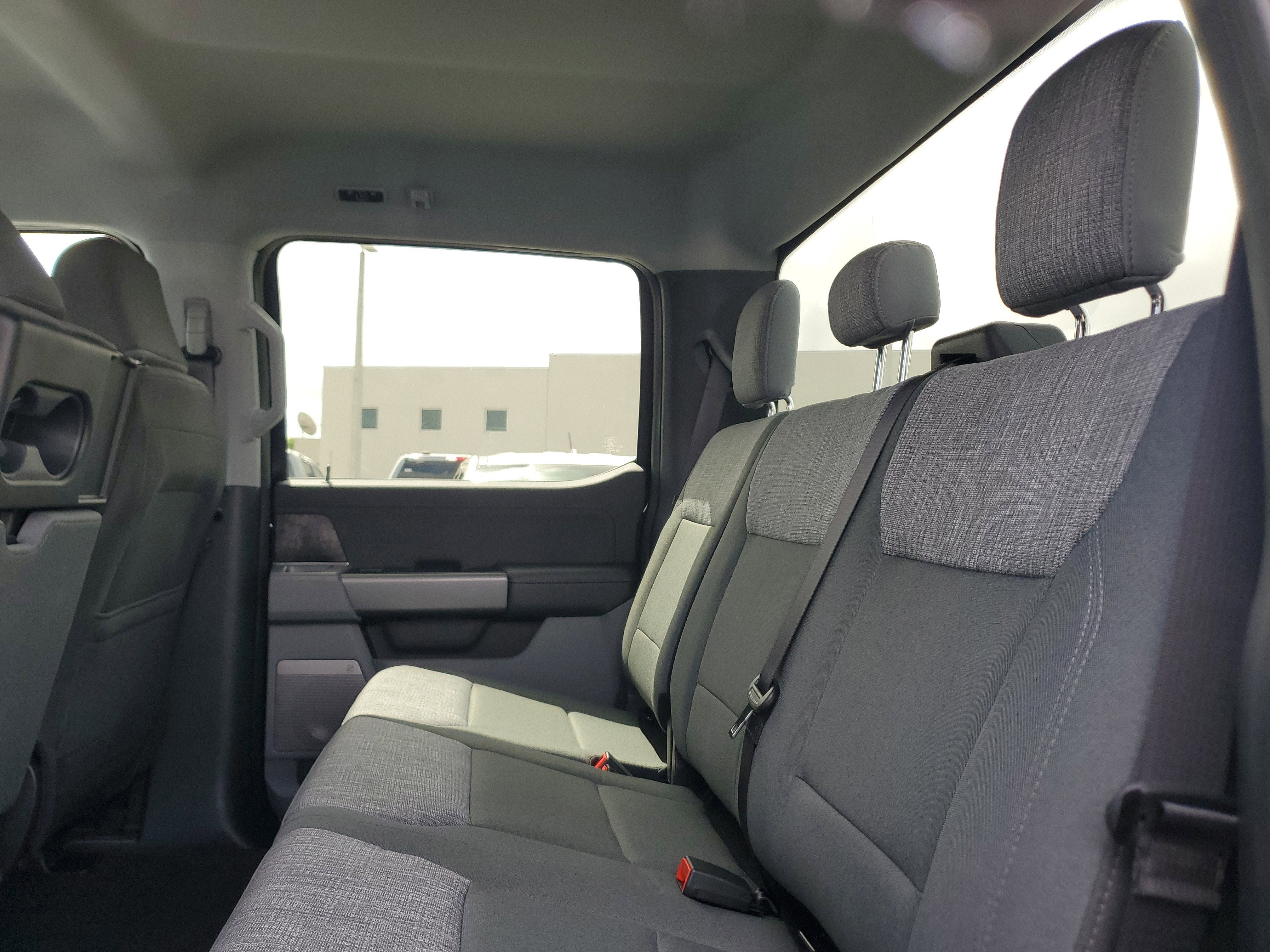 2026 Ford Super Duty F-350 DRW XLT