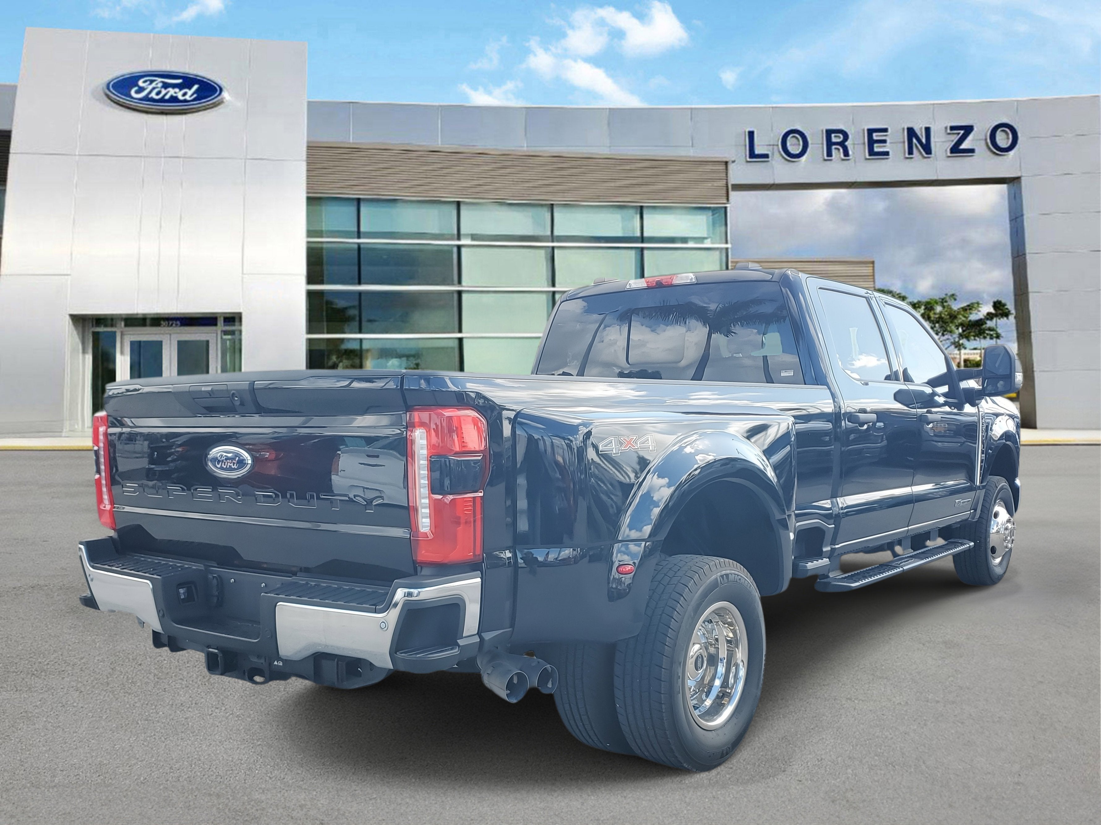 2024 Ford Super Duty F-350 DRW XLT 4WD Diesel