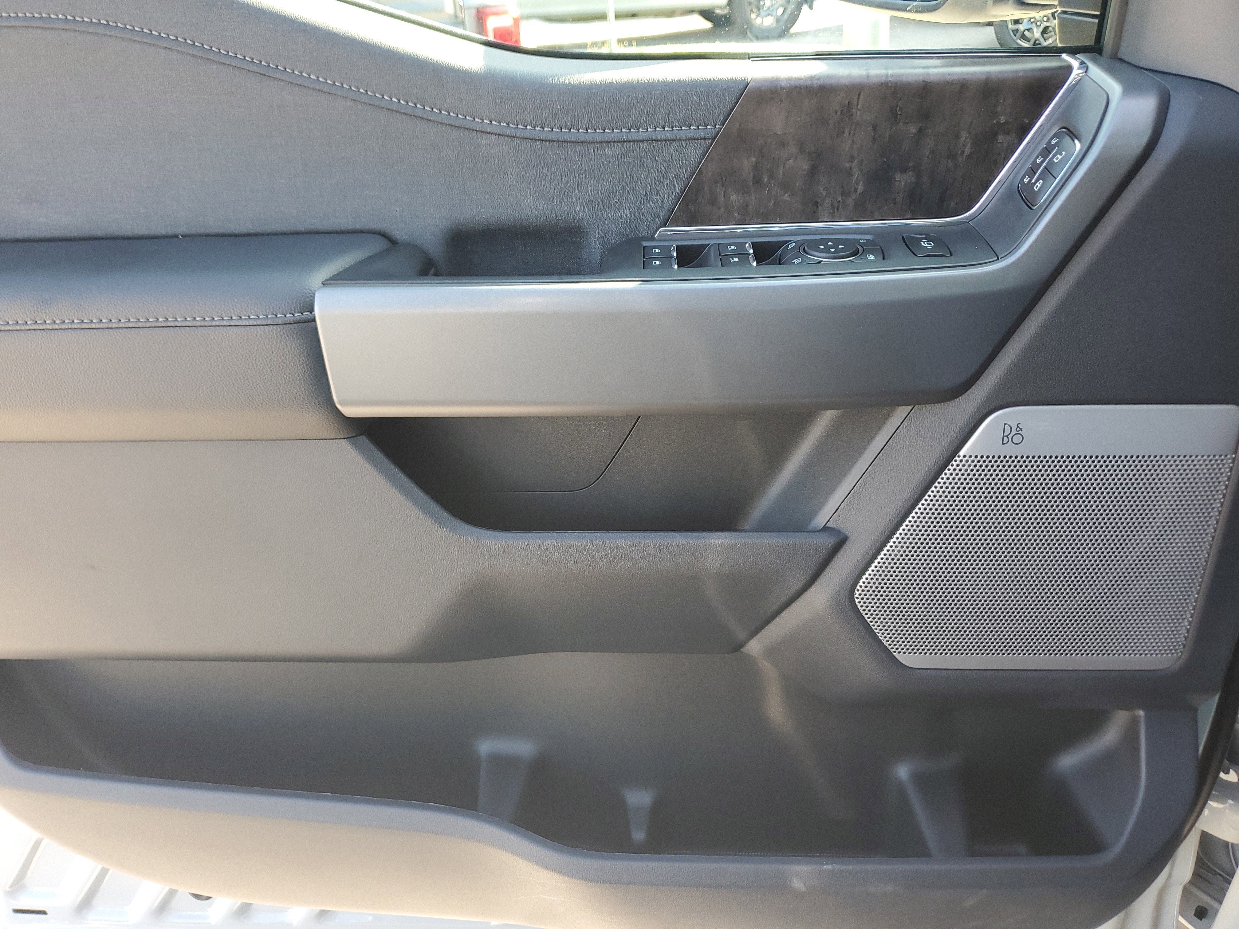 2026 Ford Super Duty F-350 DRW LARIAT