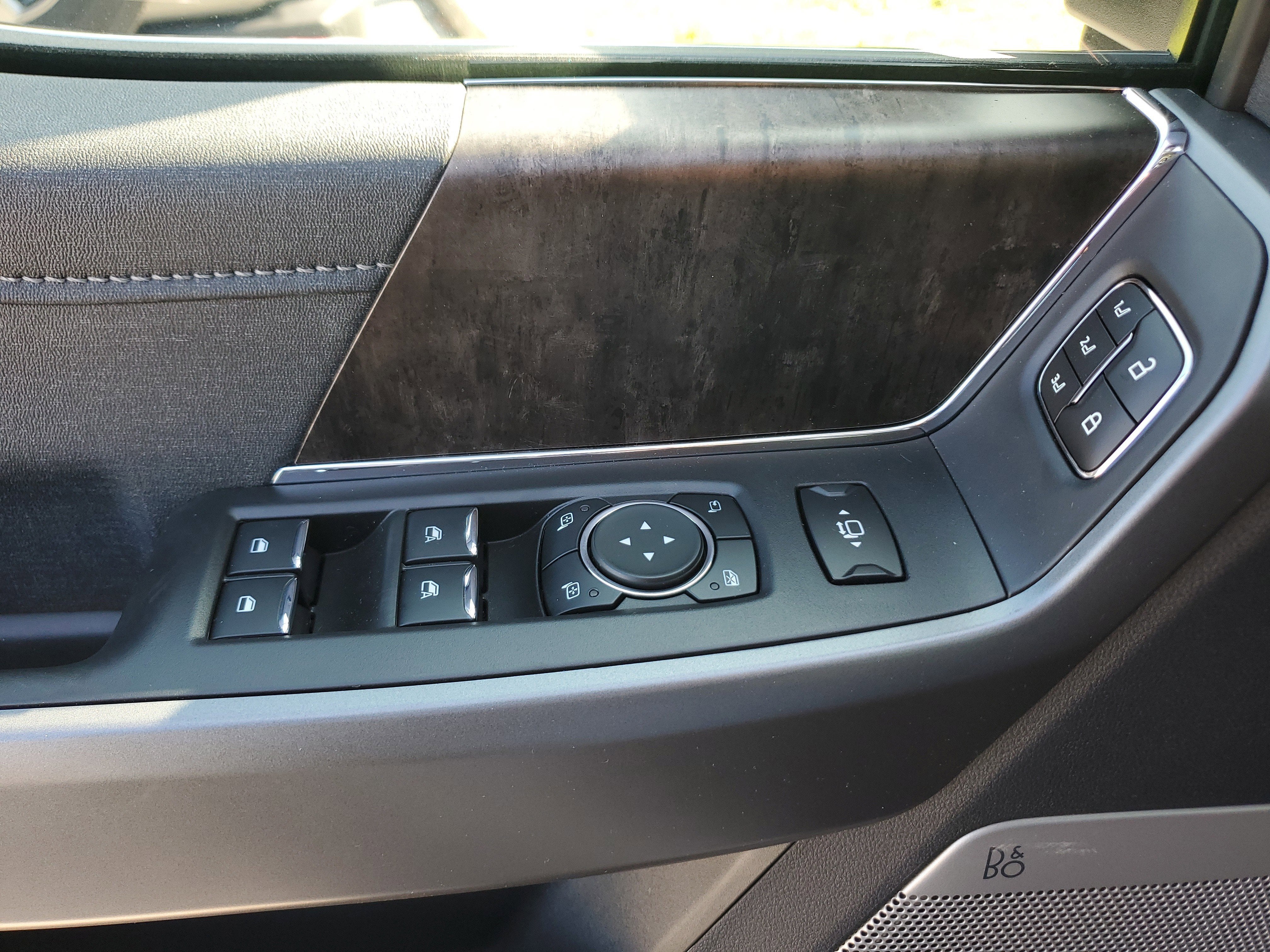 2026 Ford Super Duty F-350 DRW LARIAT