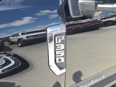 2020 Ford Super Duty F-350 DRW LARIAT 4WD Diesel