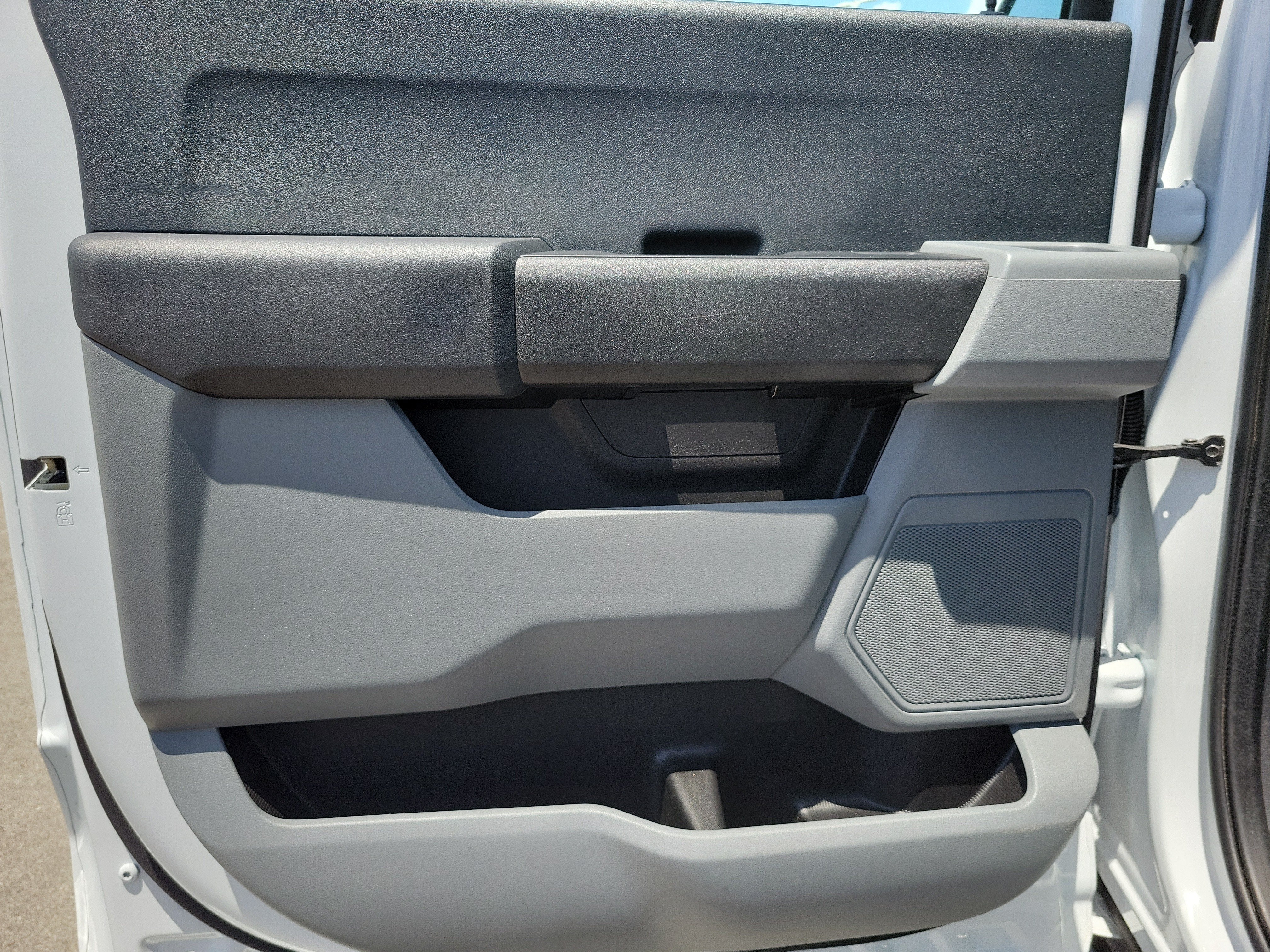 2024 Ford Super Duty F-450 DRW XL