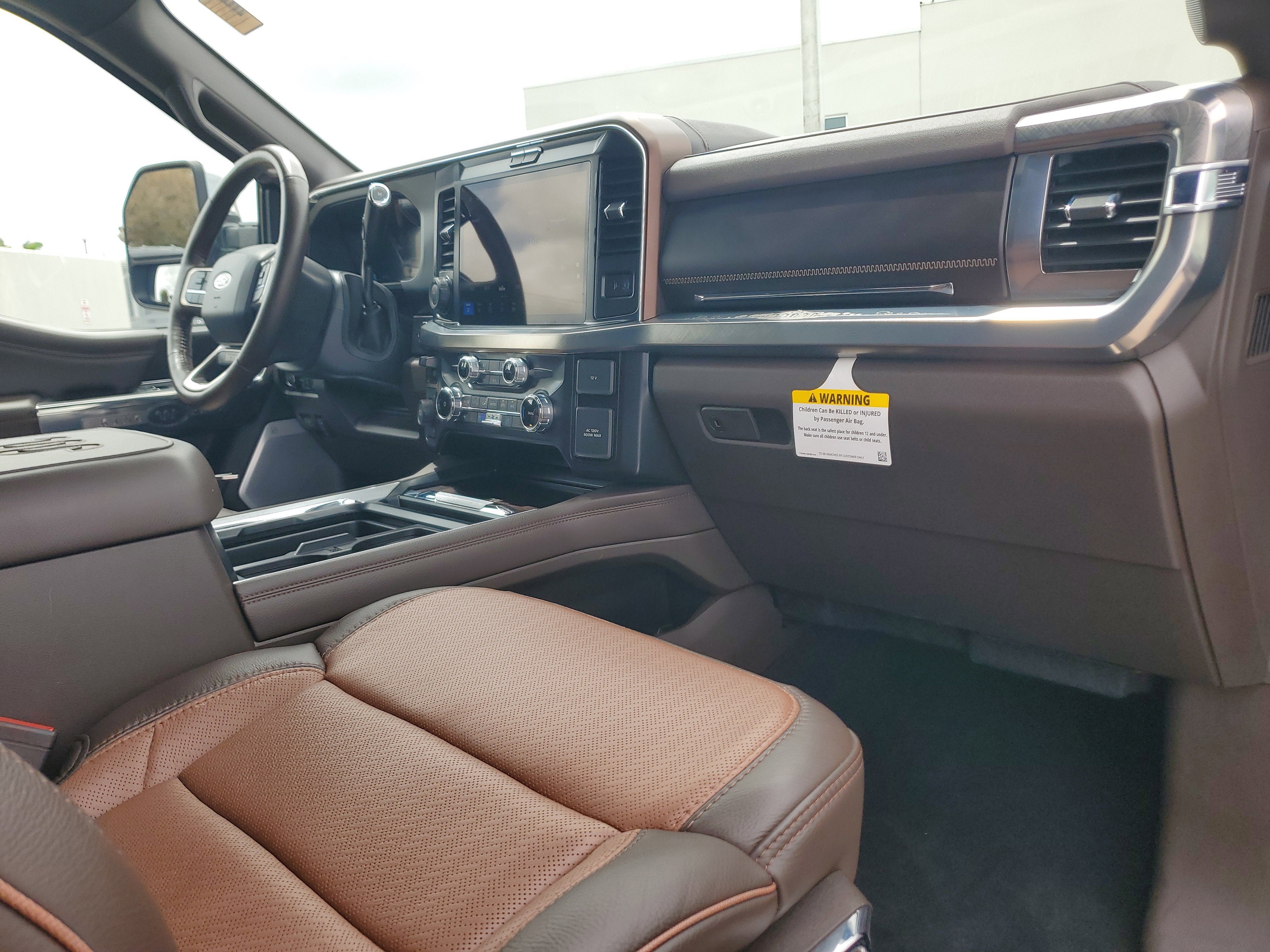 2025 Ford Super Duty F-450 DRW King Ranch 4WD Diesel