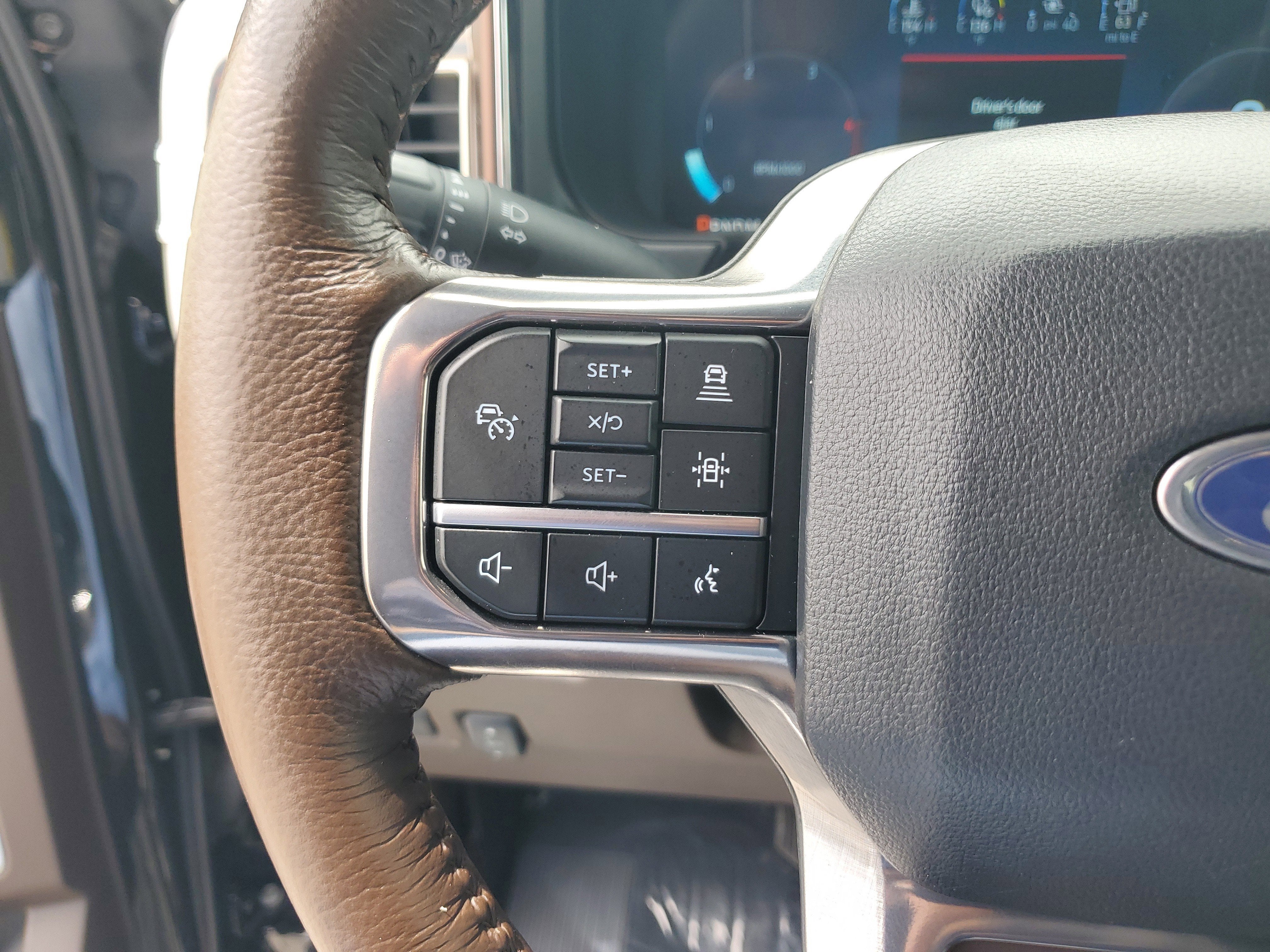 2025 Ford Super Duty F-450 DRW King Ranch 4WD Diesel