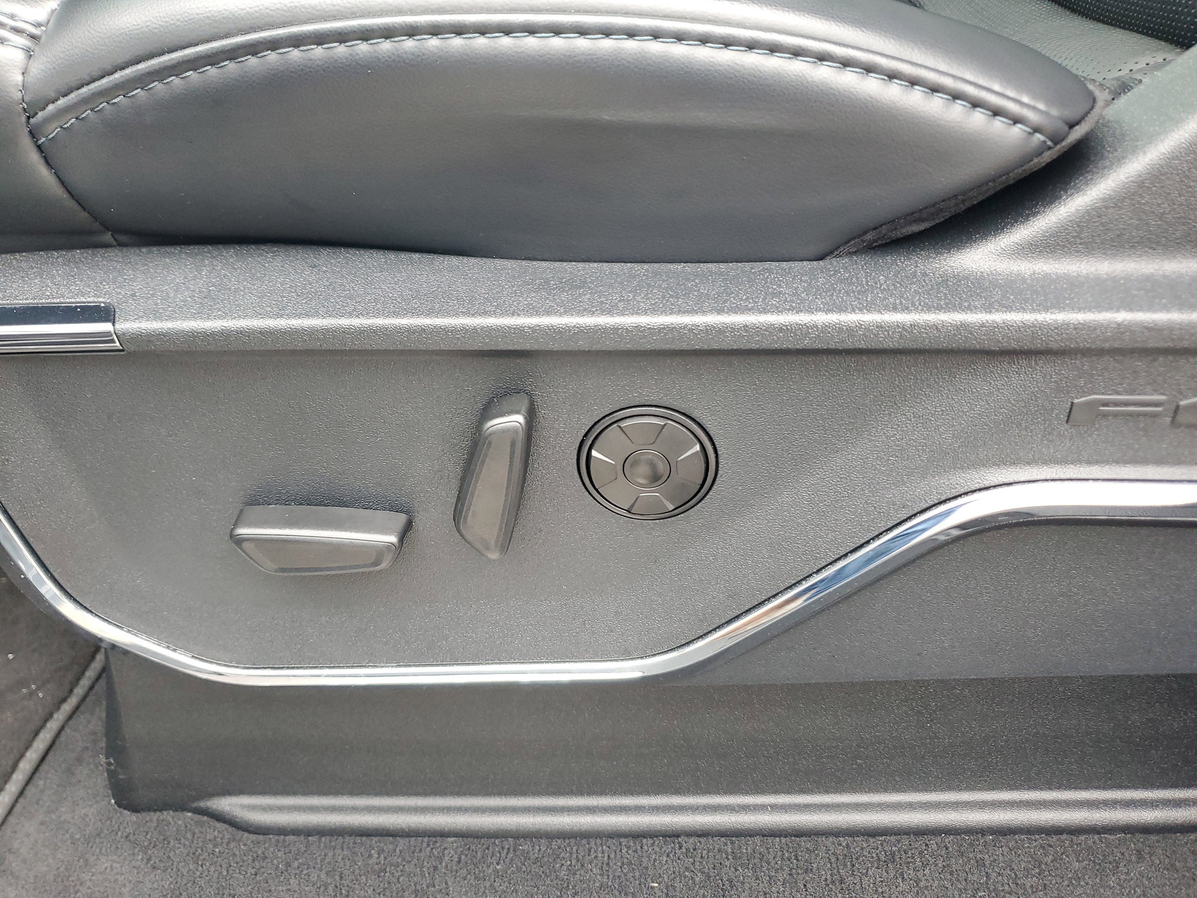 2025 Ford Super Duty F-450 DRW Platinum 4WD Diesel