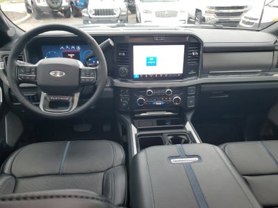 2025 Ford Super Duty F-450 DRW Platinum 4WD Diesel