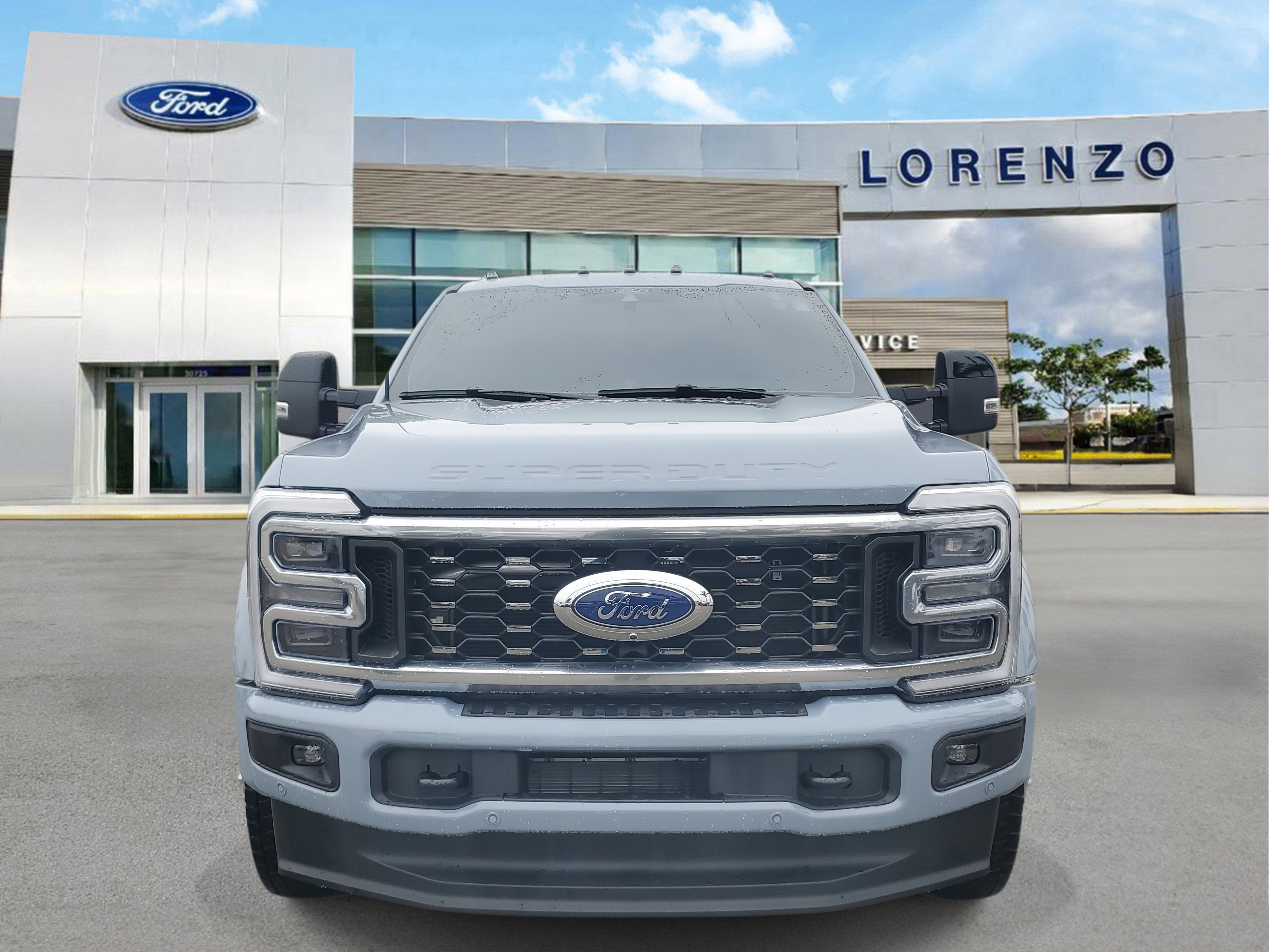 2025 Ford Super Duty F-450 DRW Platinum 4WD Diesel