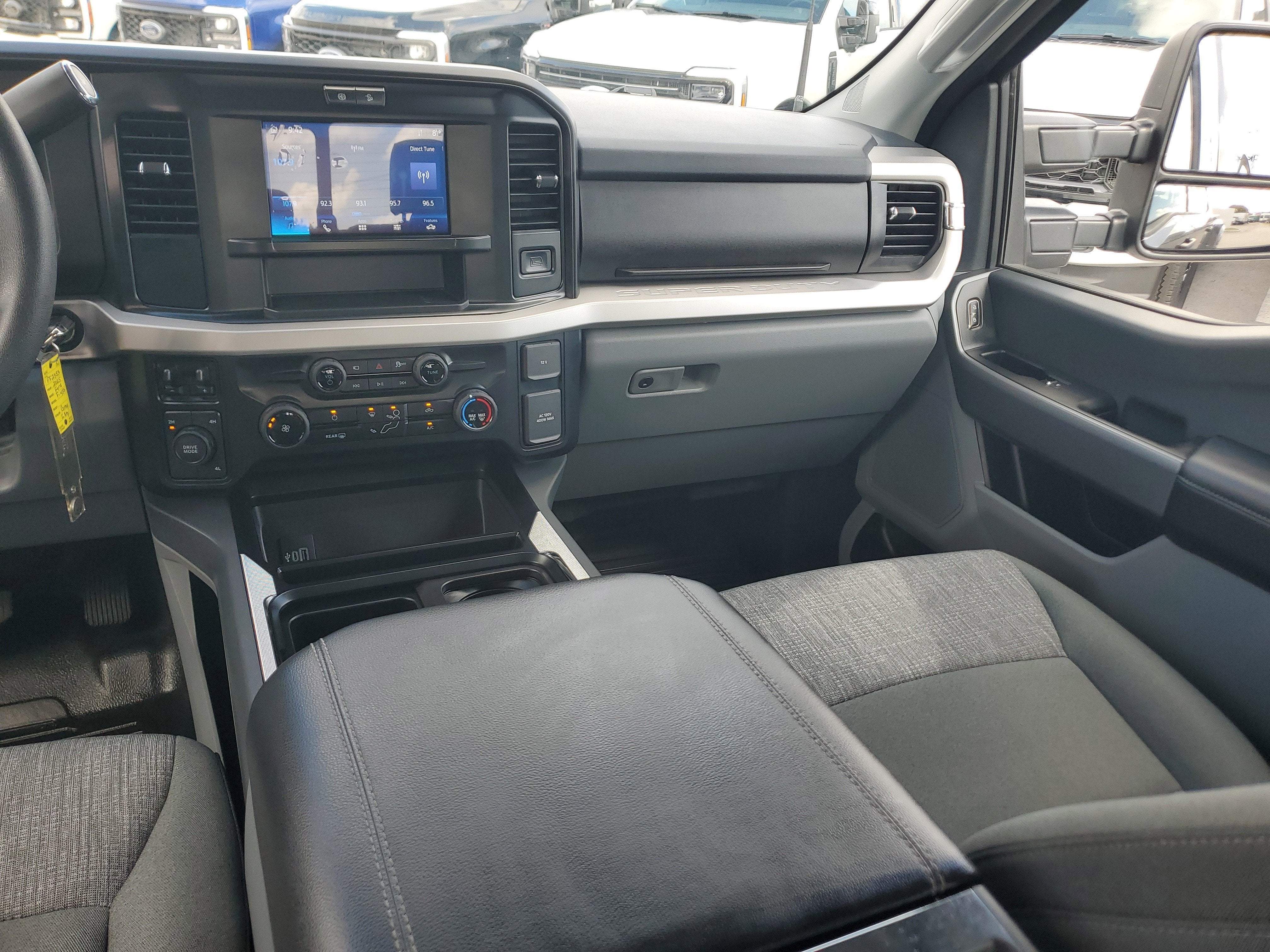 2025 Ford Super Duty F-450 DRW XLT 4WD Diesel