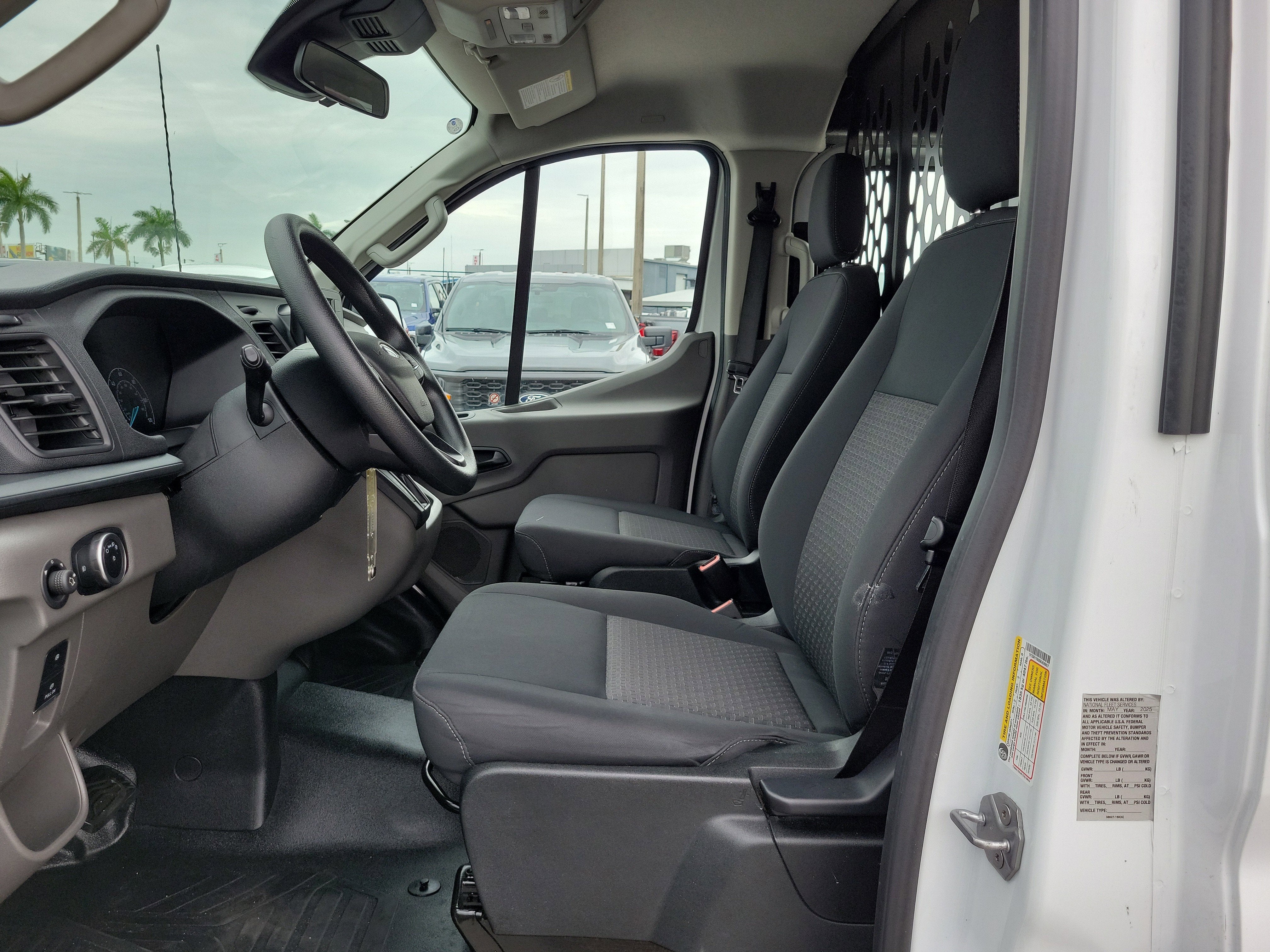 2025 Ford Transit Cargo Van Base