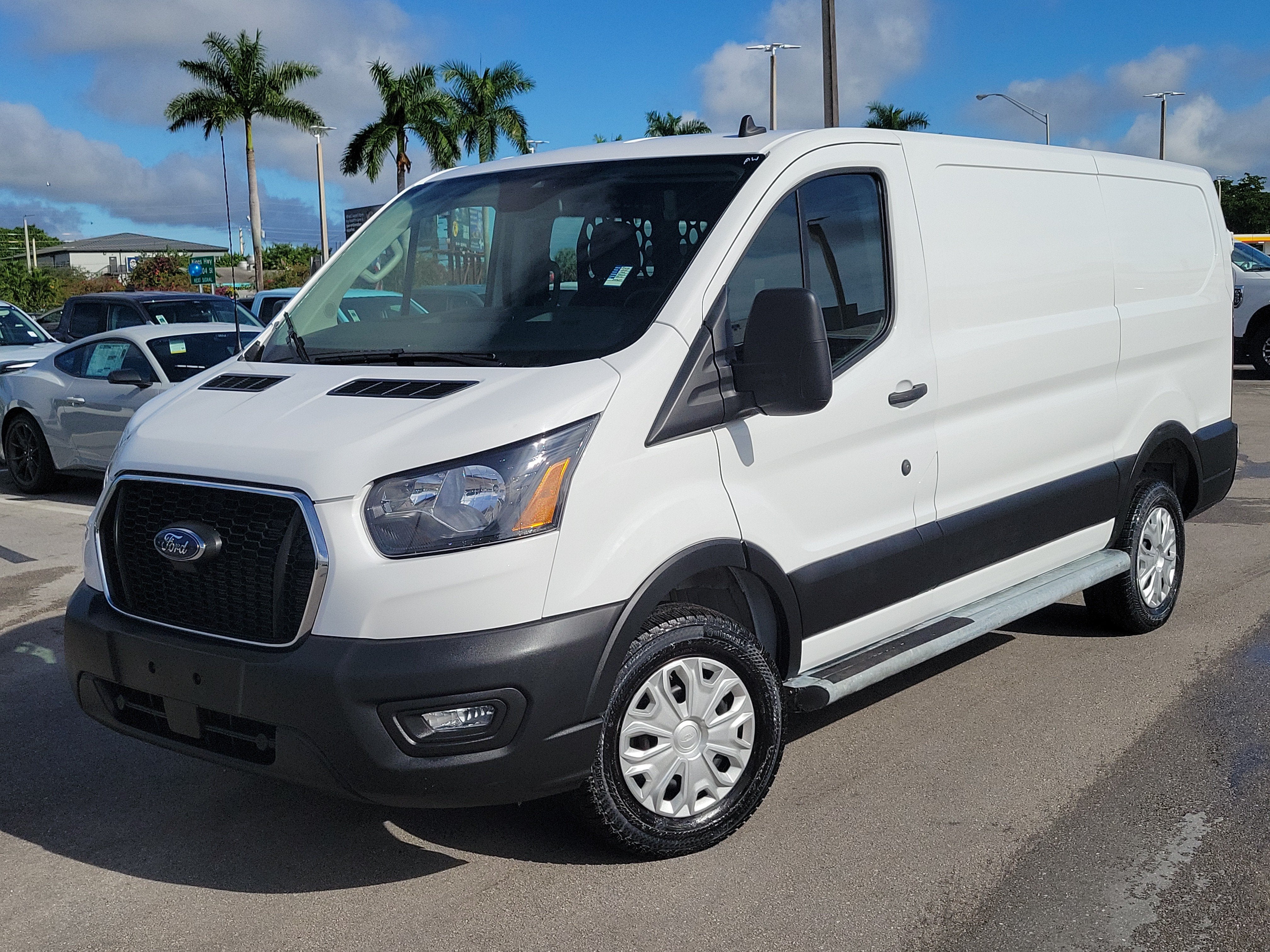 2025 Ford Transit Cargo Van Base