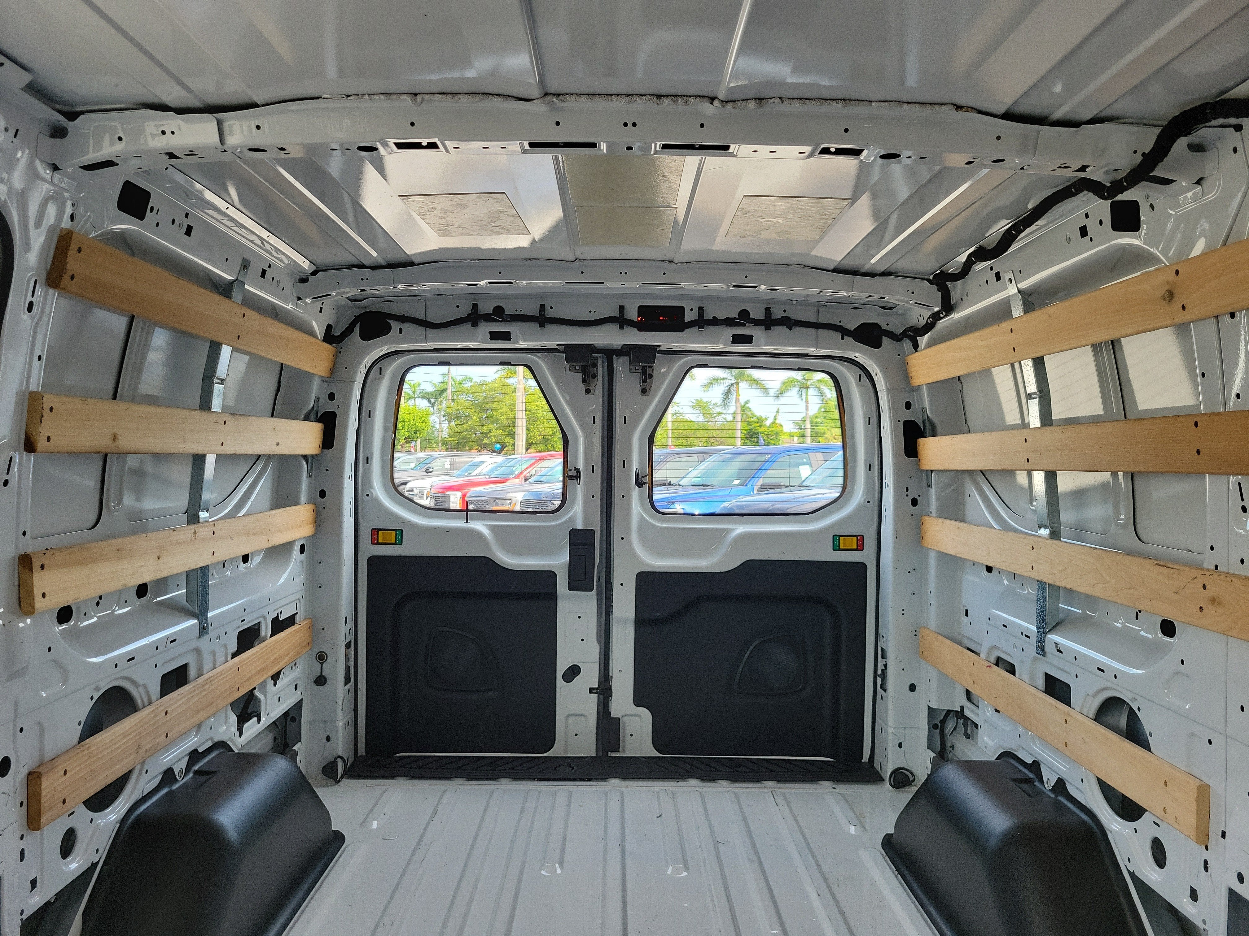 2025 Ford Transit Cargo Van Base
