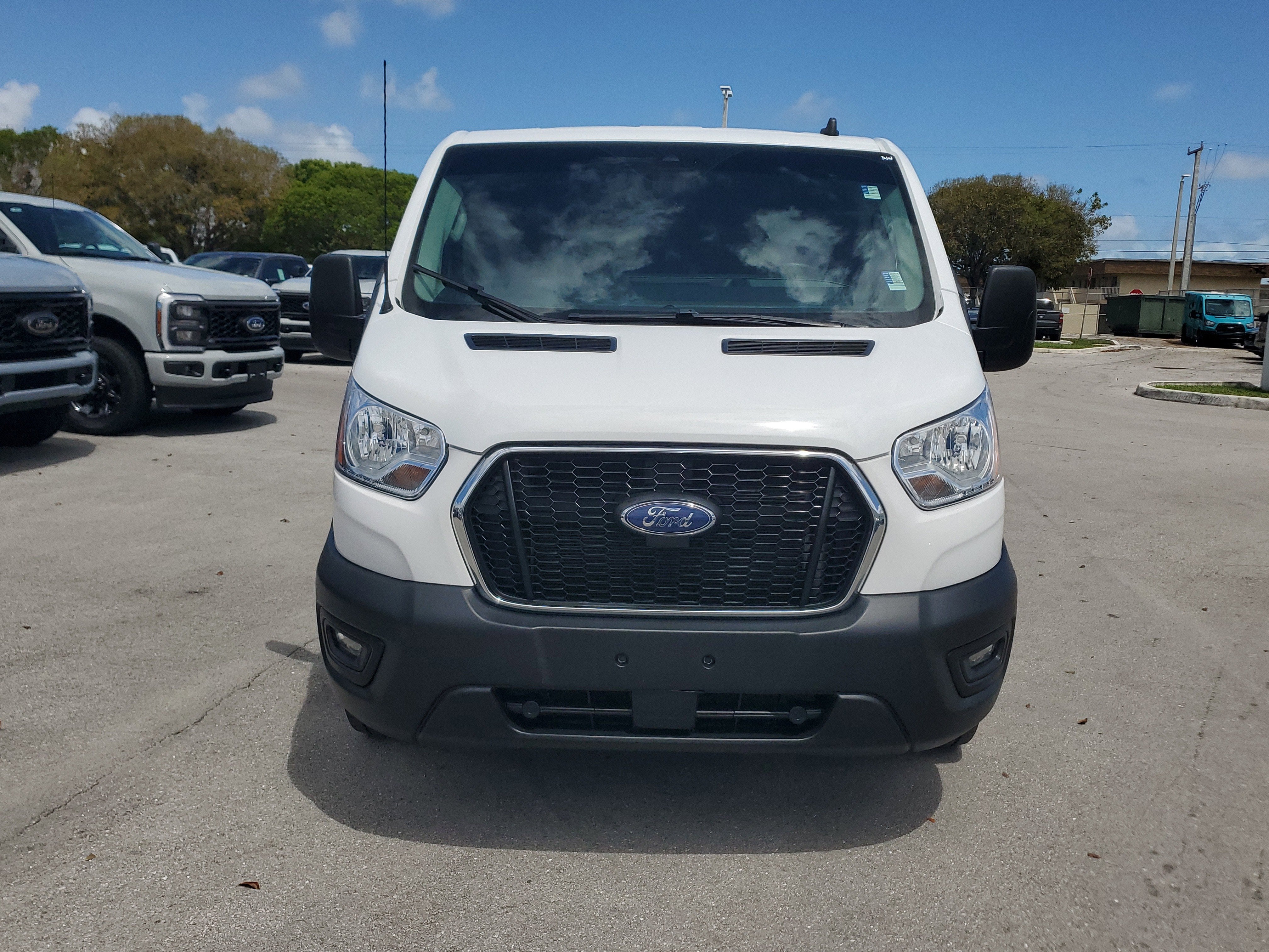 2022 Ford Transit Cargo Van Base